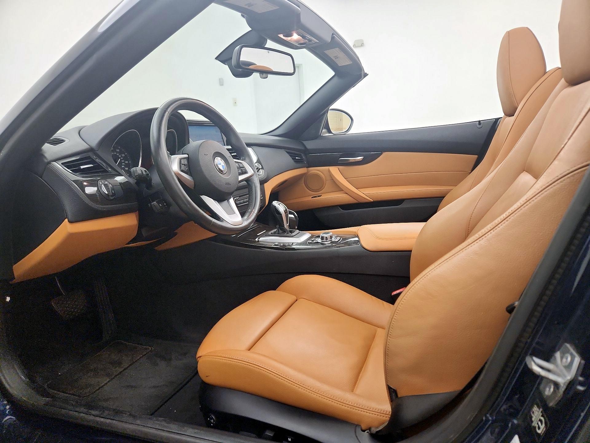Thumbnail: 2015 BMW Z4 - 11