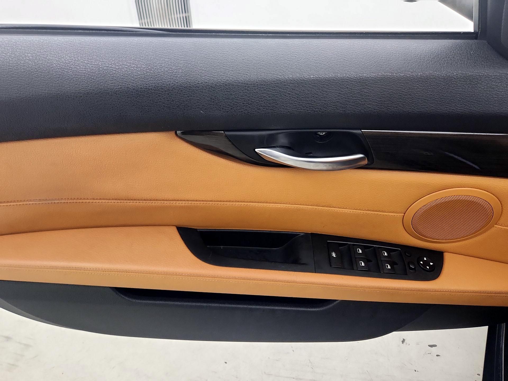 Thumbnail: 2015 BMW Z4 - 12