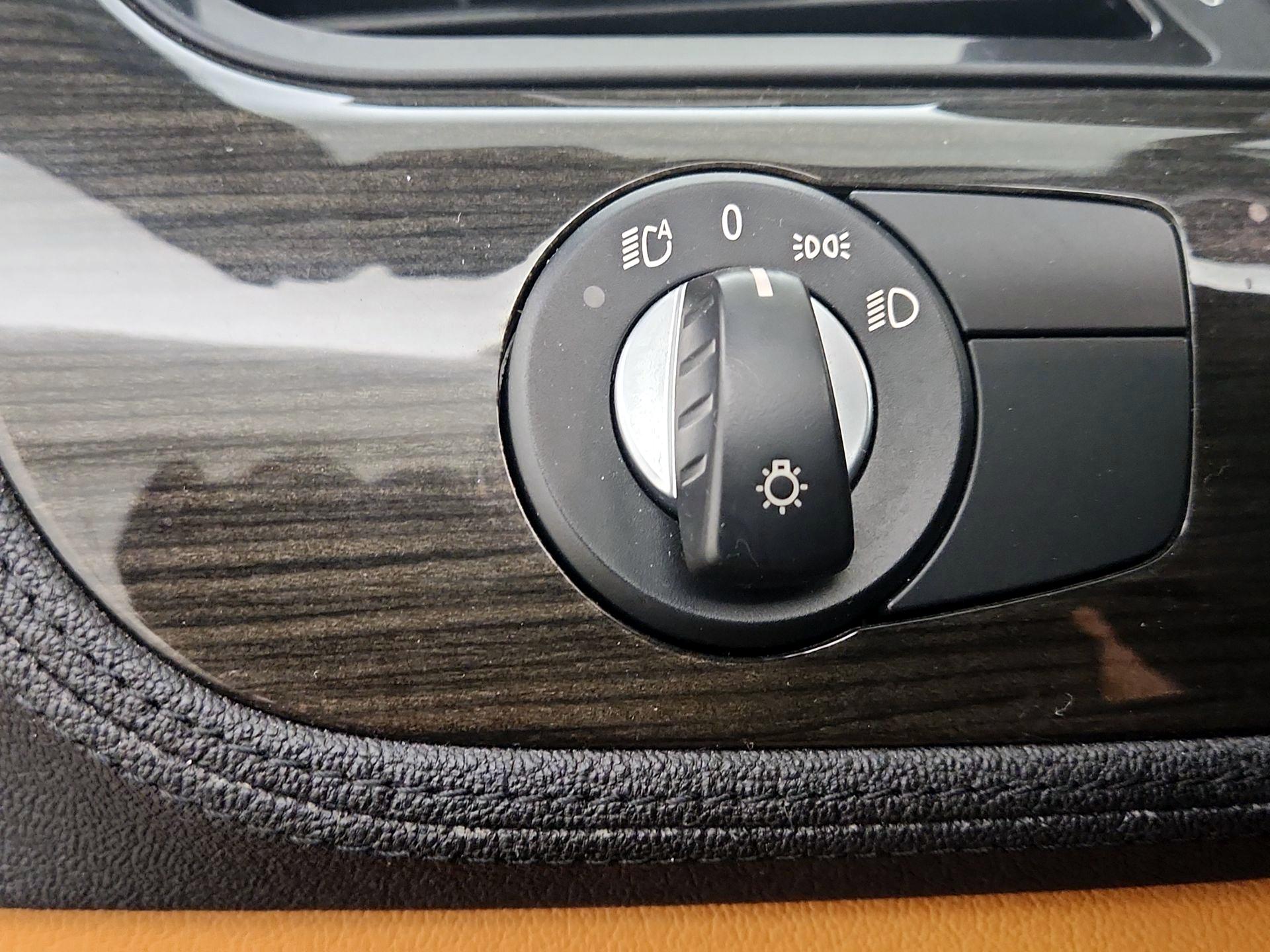 Thumbnail: 2015 BMW Z4 - 13