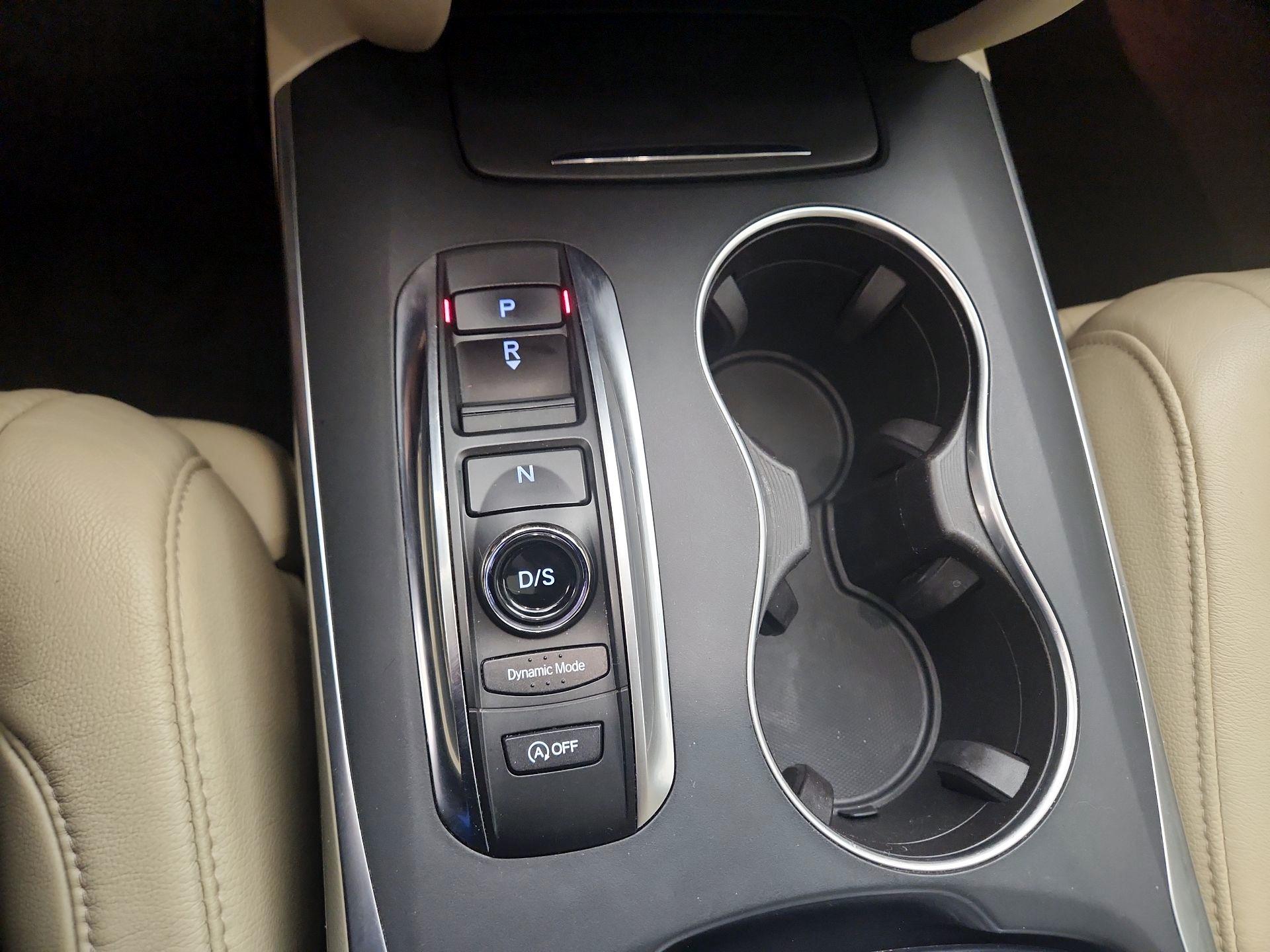 Thumbnail: 2019 Acura MDX - 17