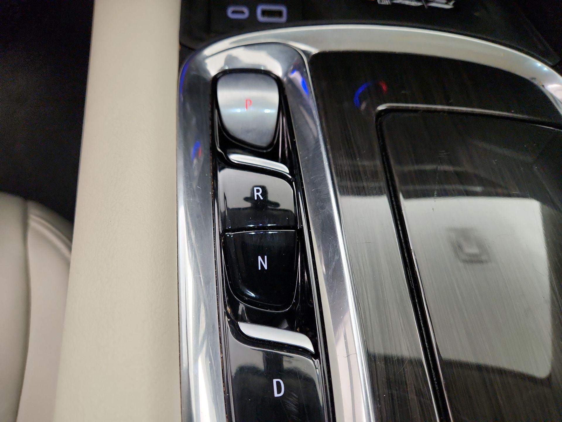 Thumbnail: 2023 Buick Enclave - 18