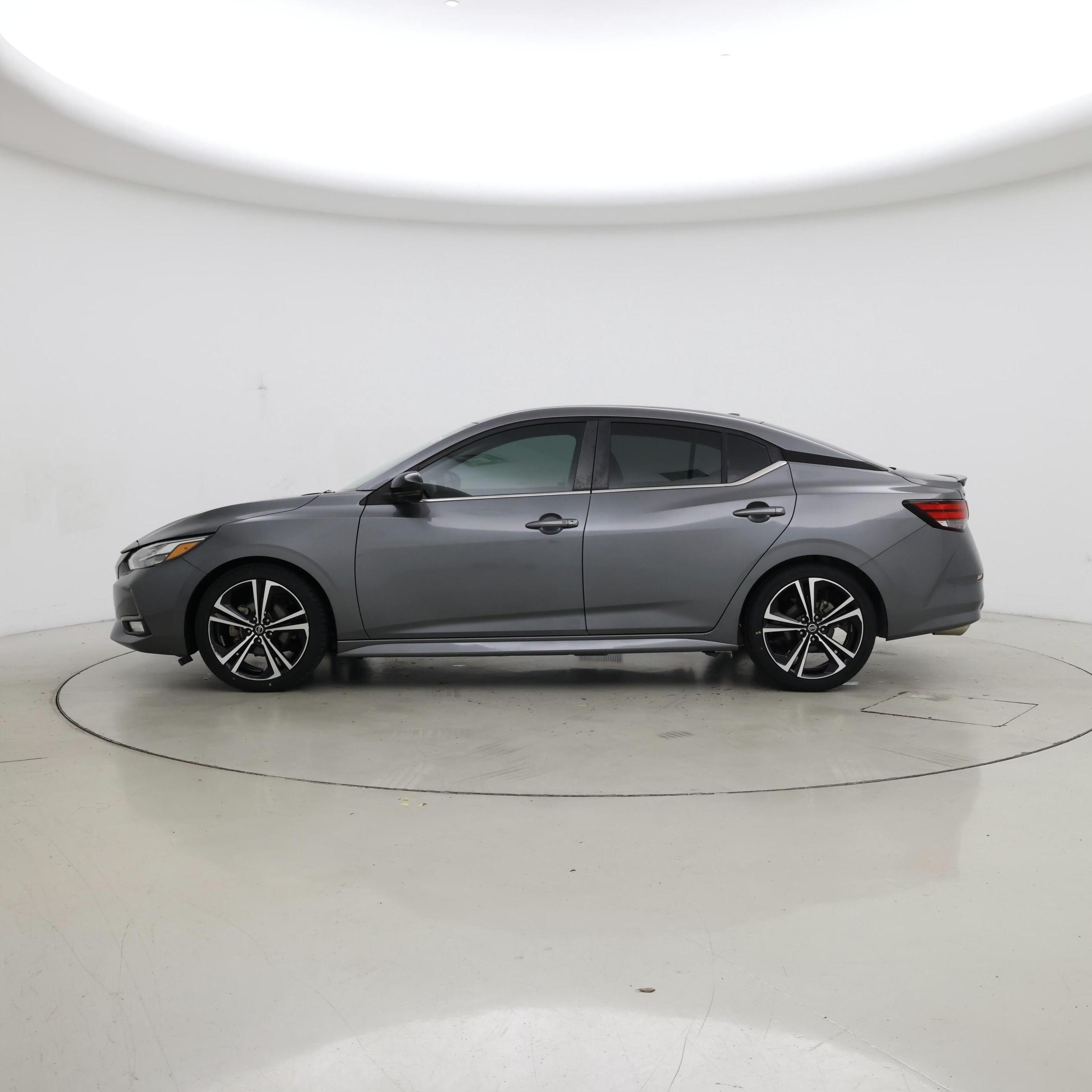 Thumbnail: 2021 Nissan Sentra - 3