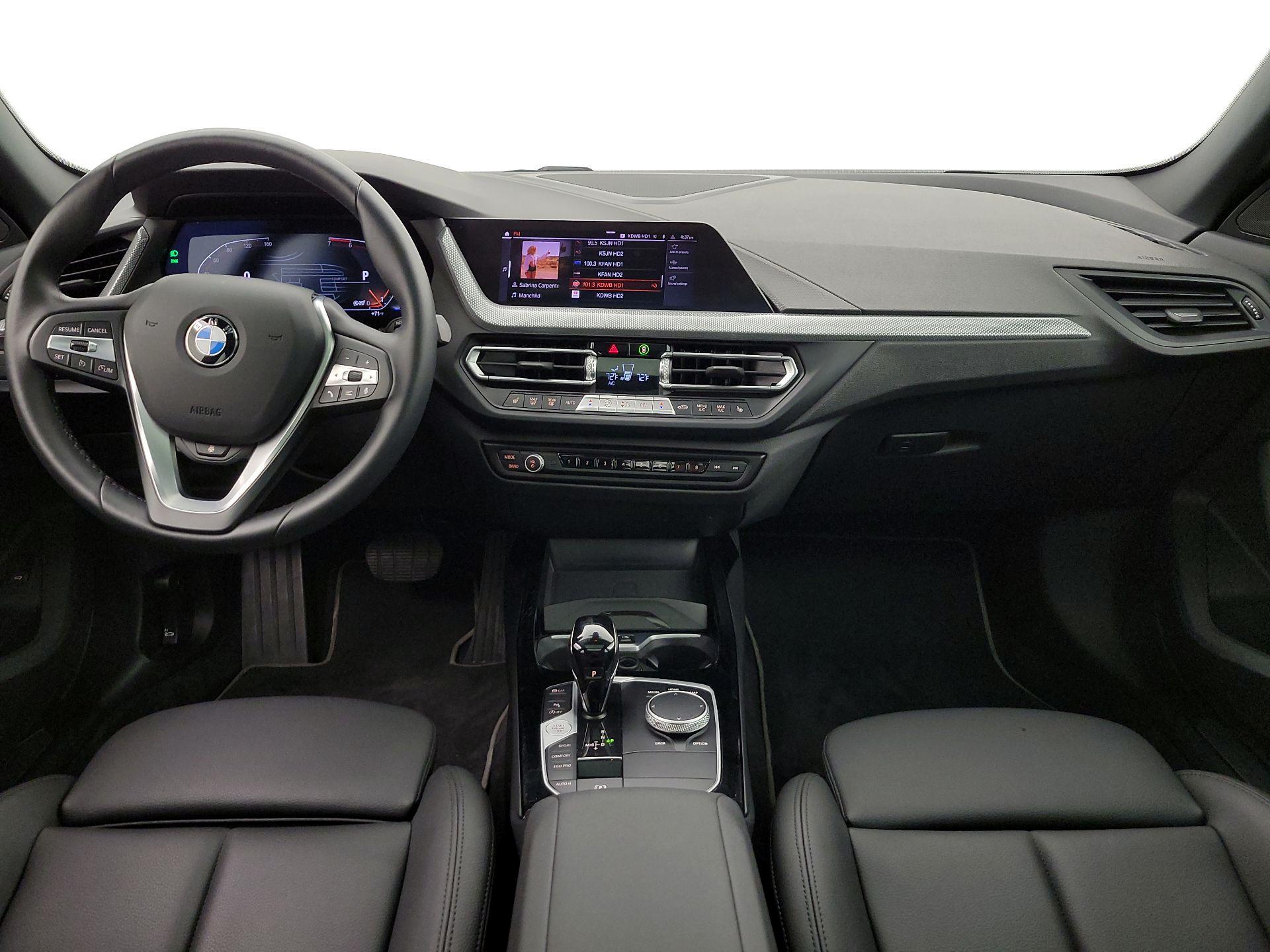 Thumbnail: 2024 BMW 2 Series - 9