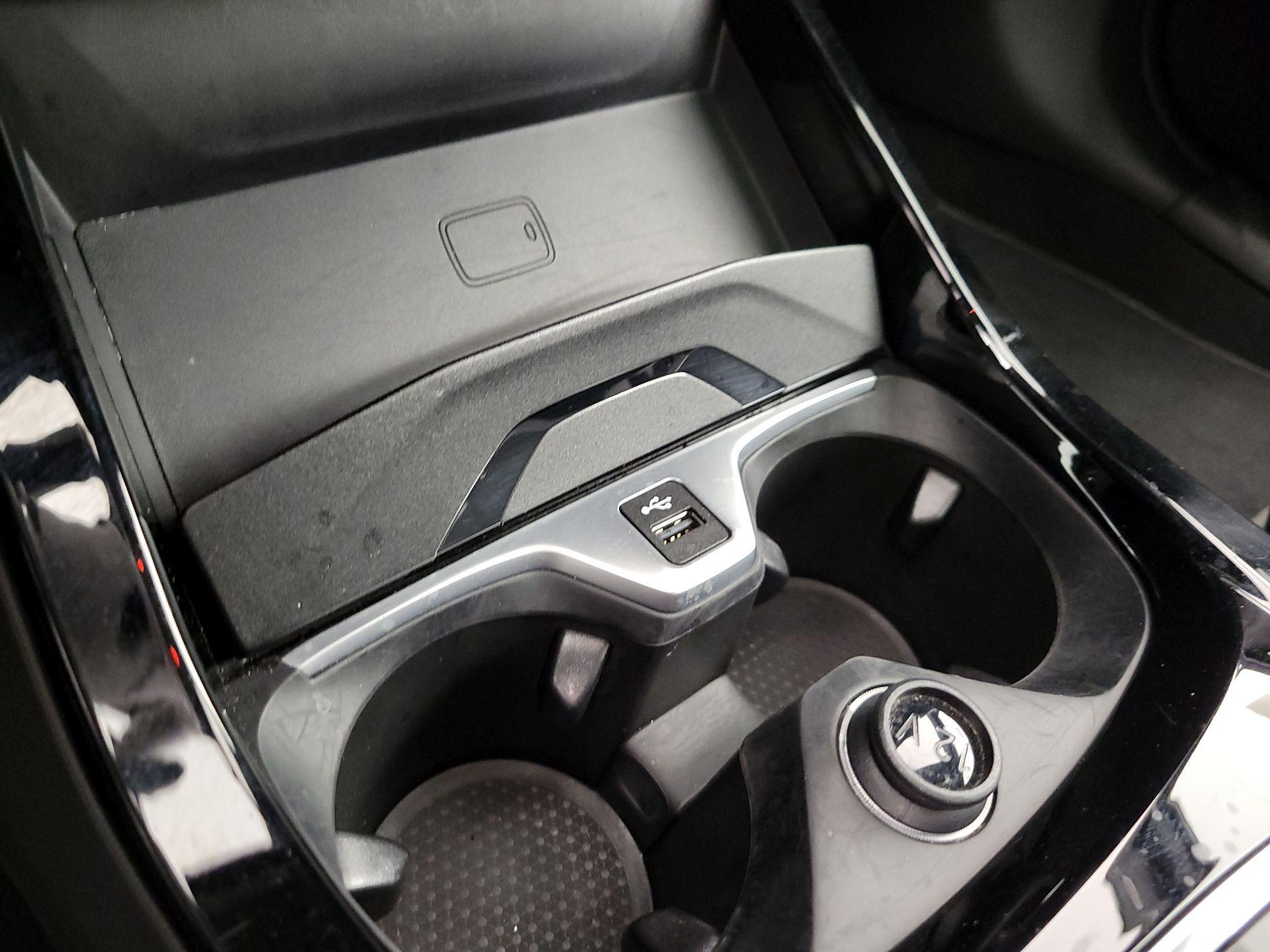 Thumbnail: 2024 BMW 2 Series - 19