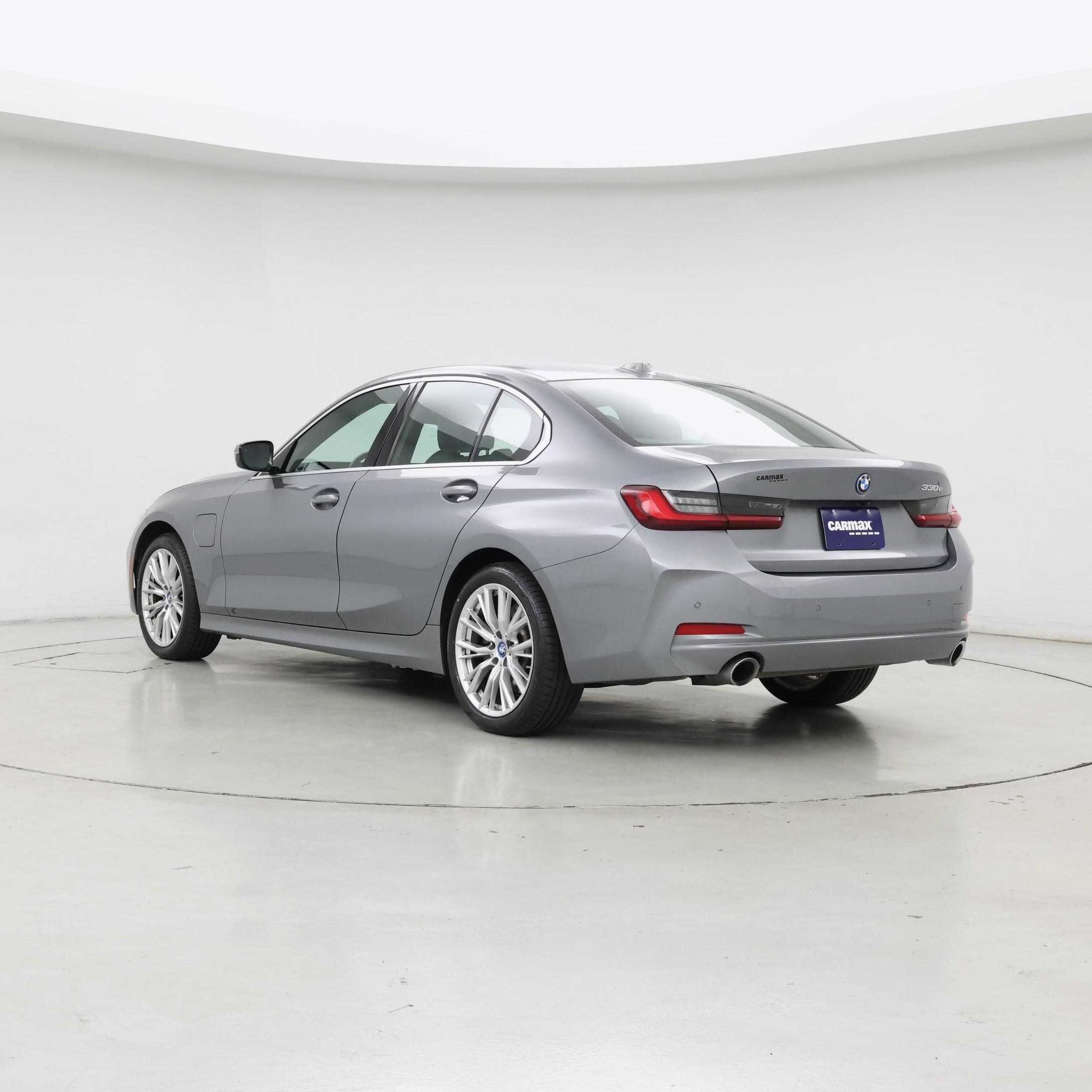 Thumbnail: 2024 BMW 3 Series - 2