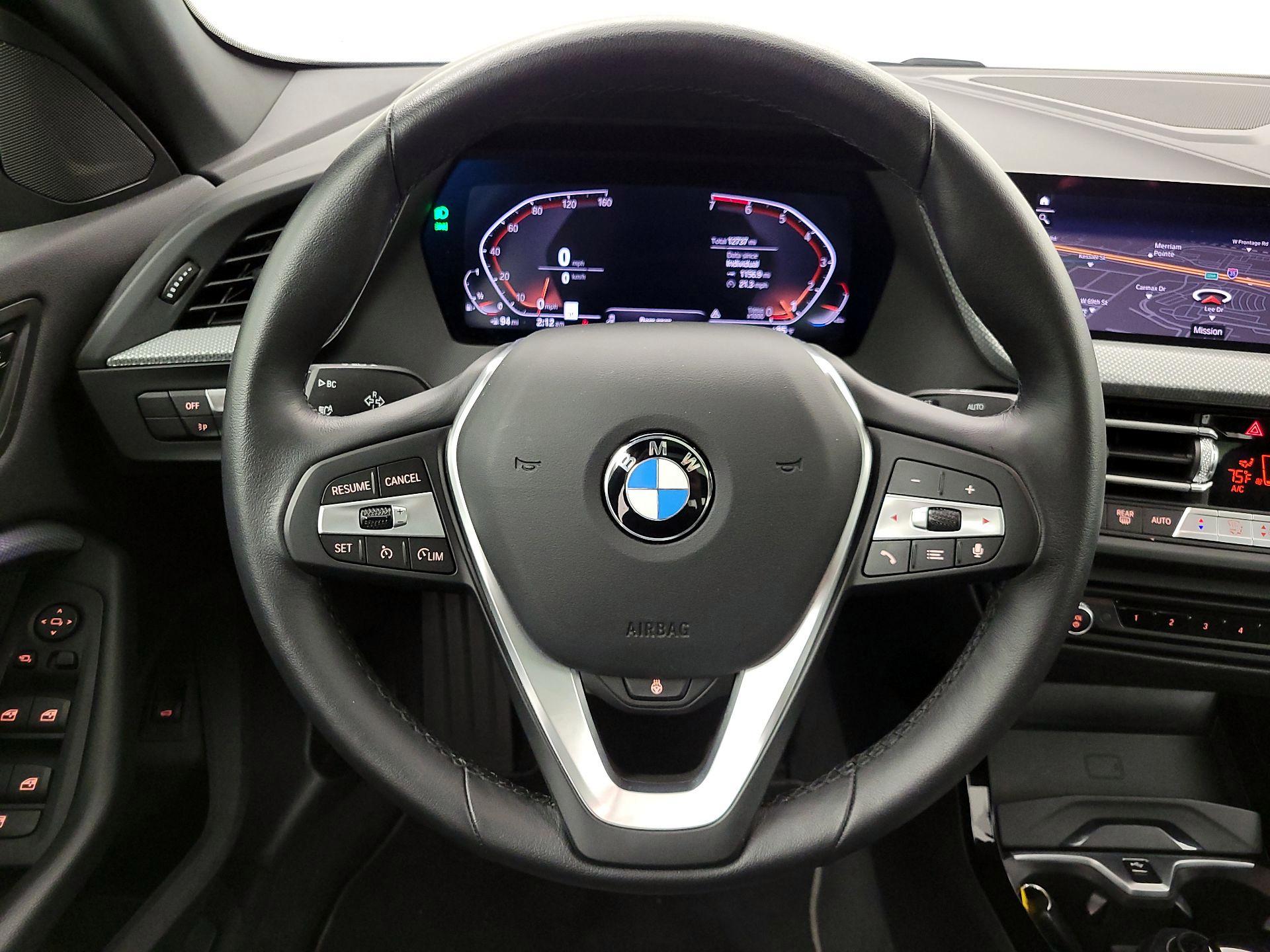 Thumbnail: 2024 BMW 2 Series - 10