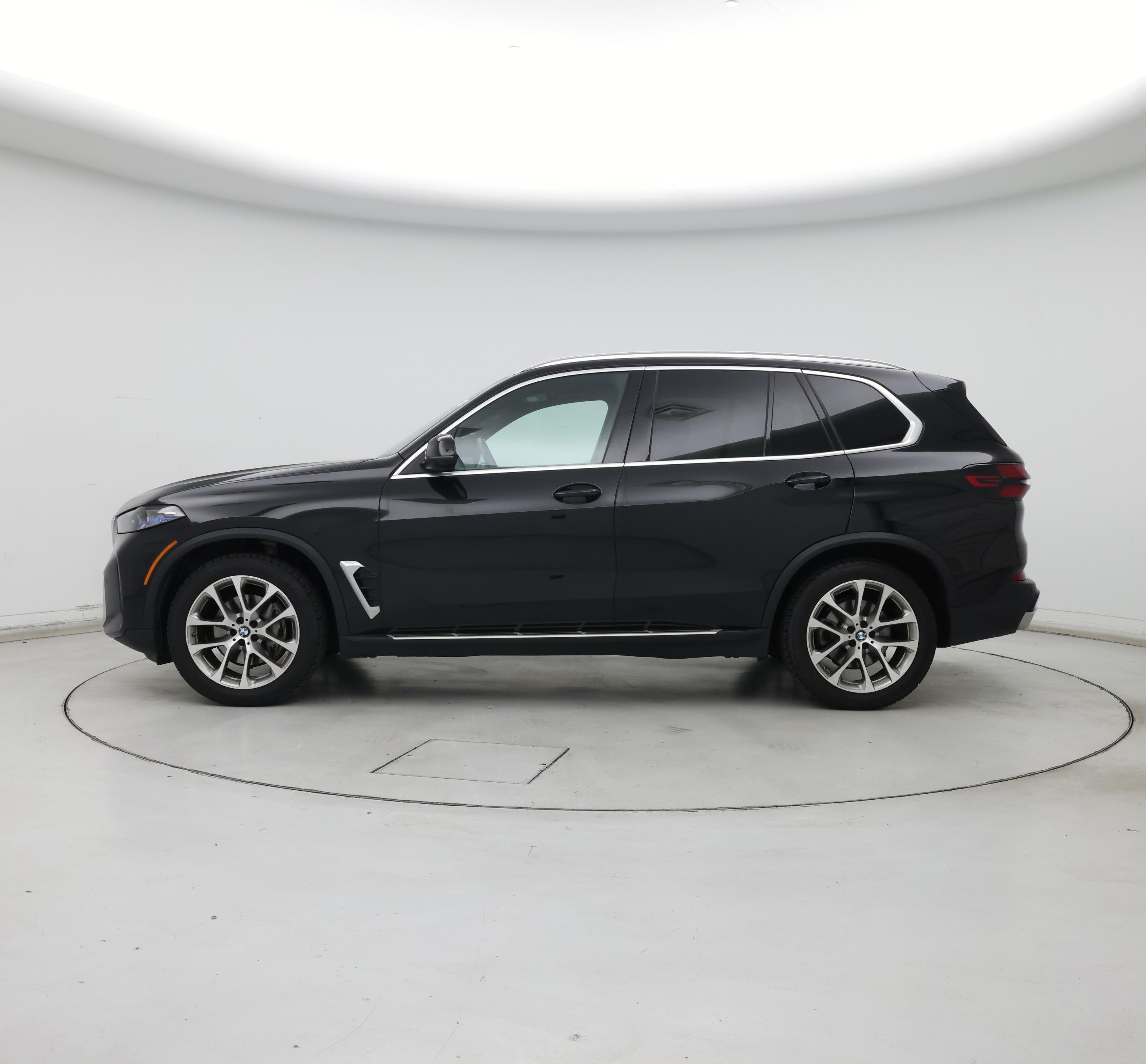 Thumbnail: 2024 BMW X5 - 3