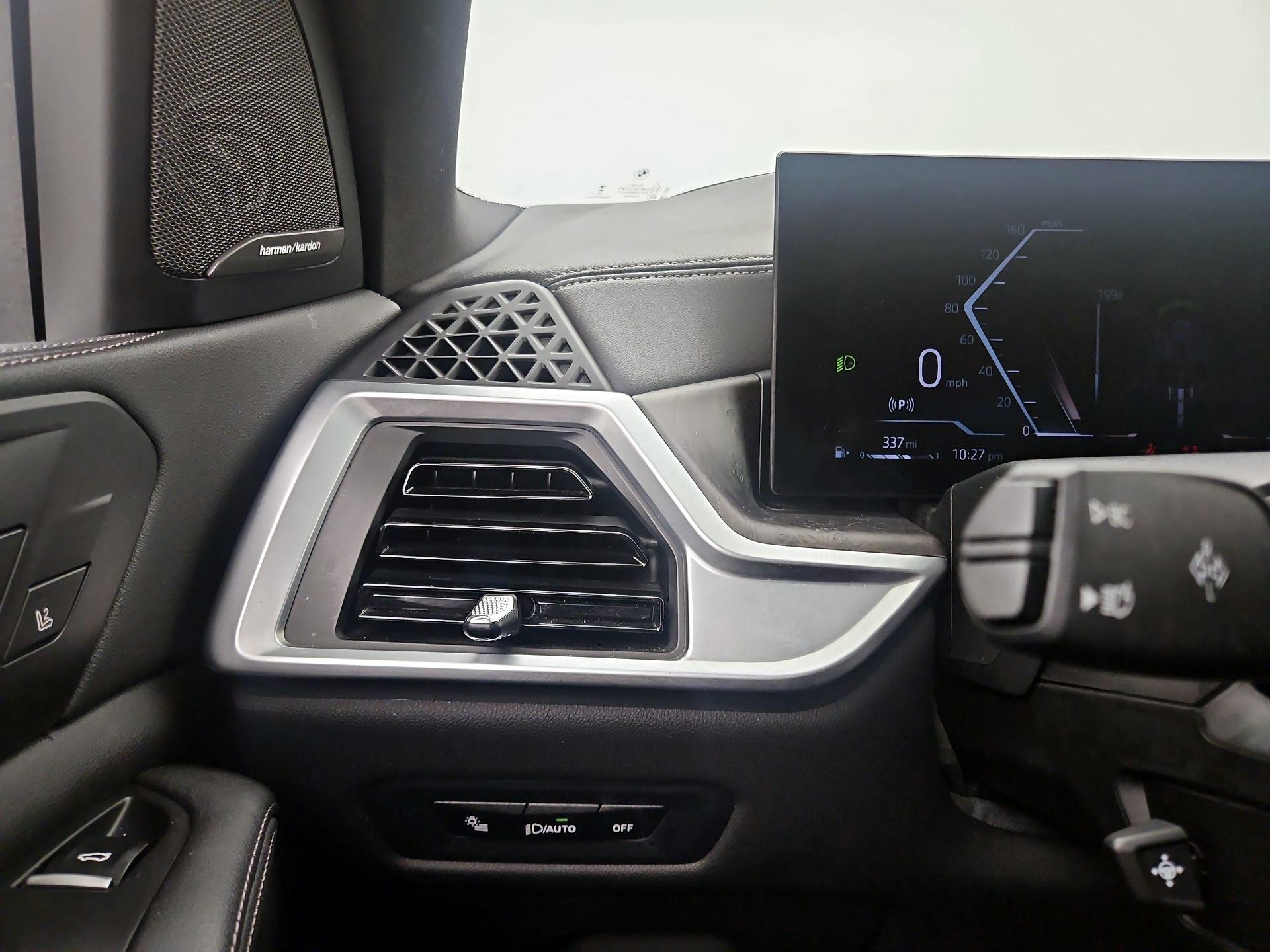 Thumbnail: 2024 BMW X5 - 13
