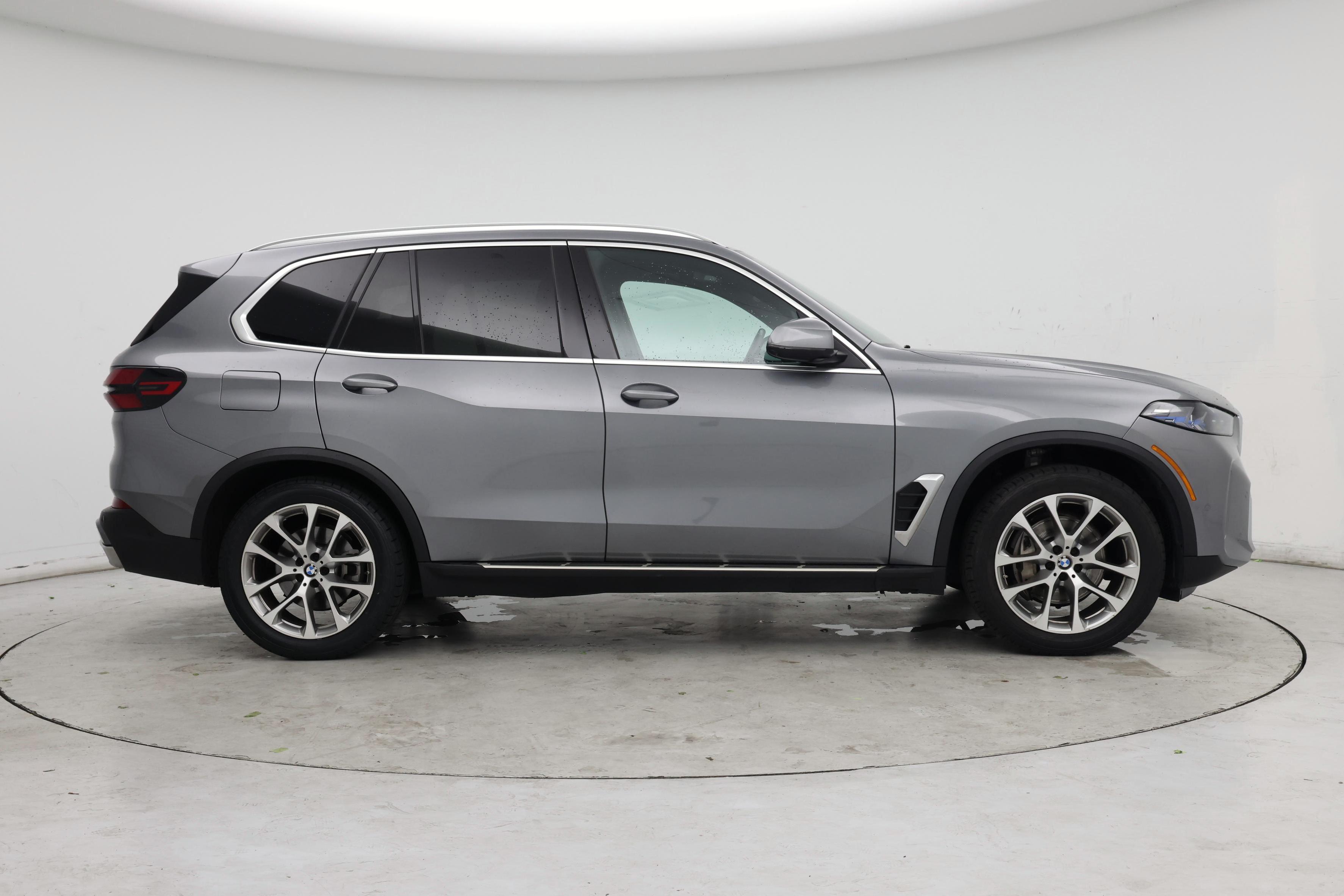 Thumbnail: 2024 BMW X5 - 7