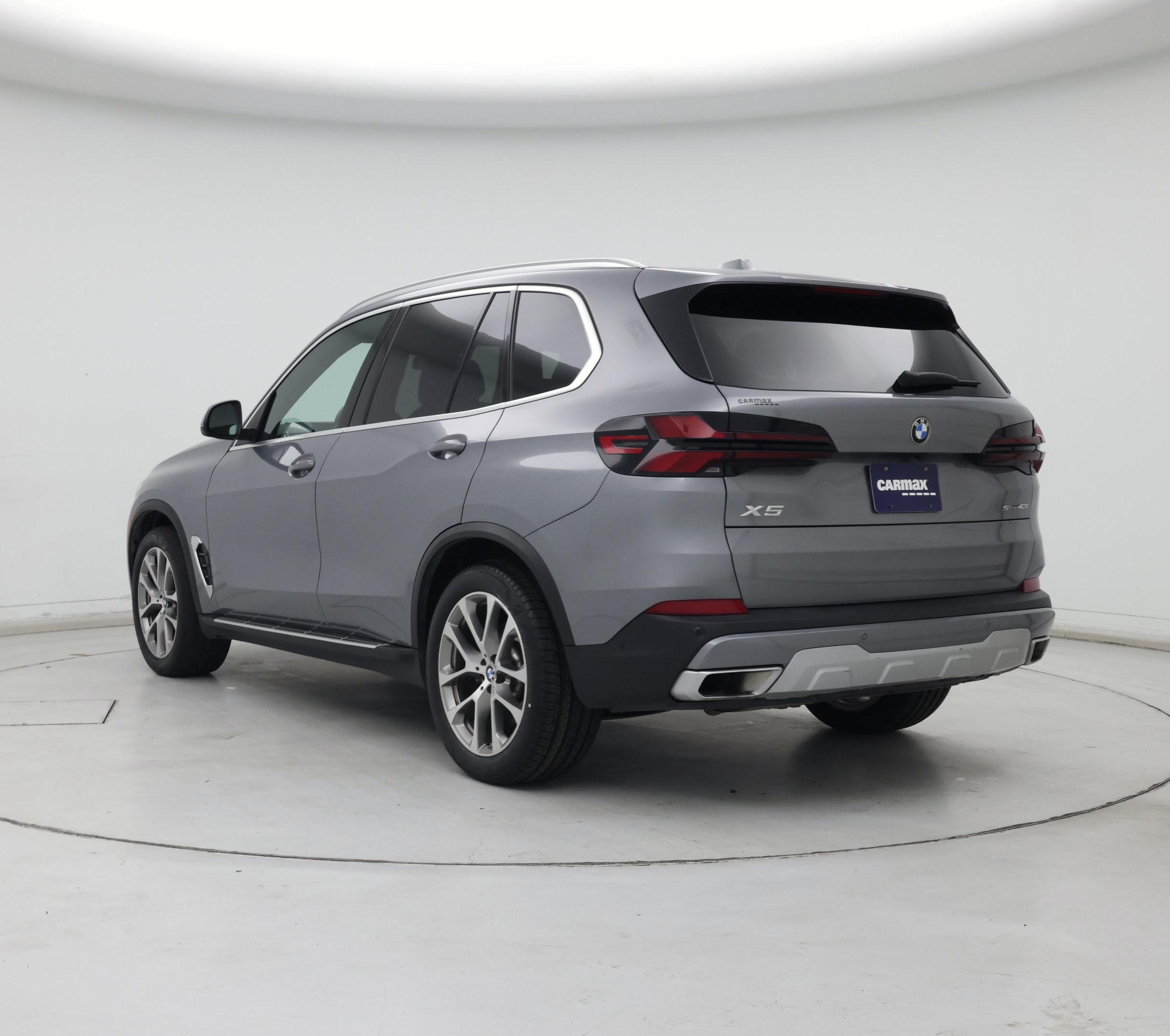 Thumbnail: 2024 BMW X5 - 2