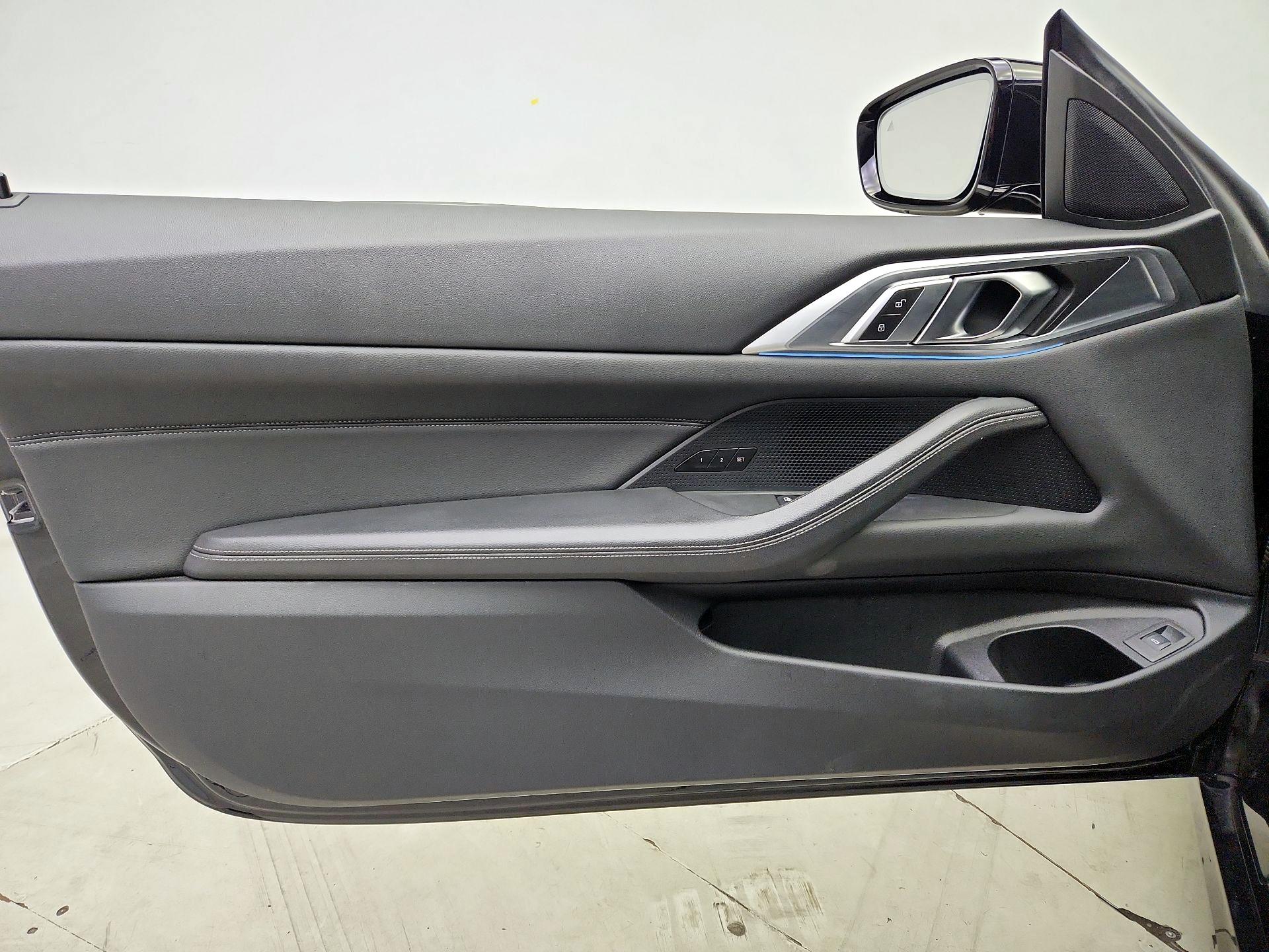 Thumbnail: 2024 BMW 4 Series - 12