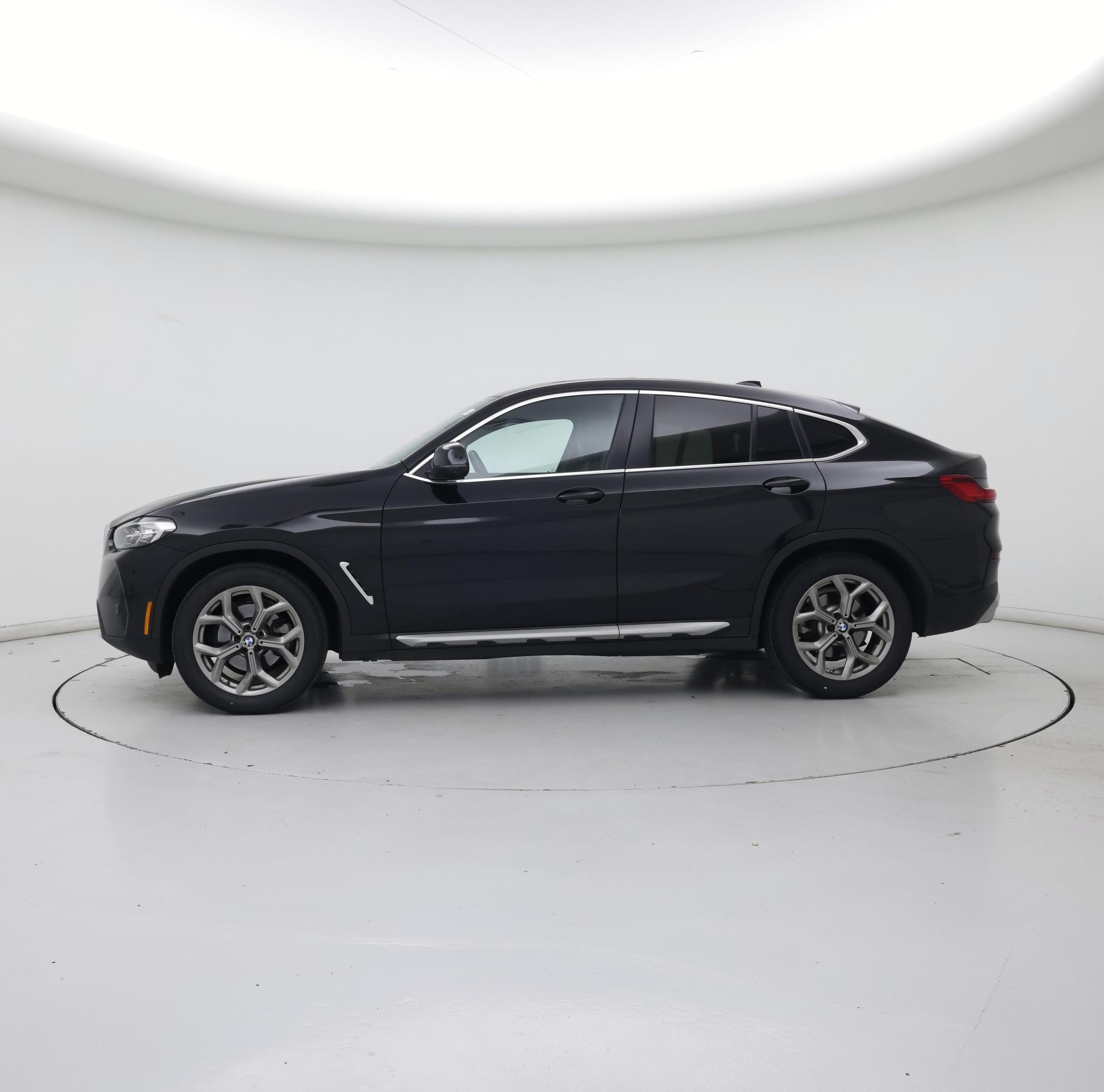 Thumbnail: 2024 BMW X4 - 3