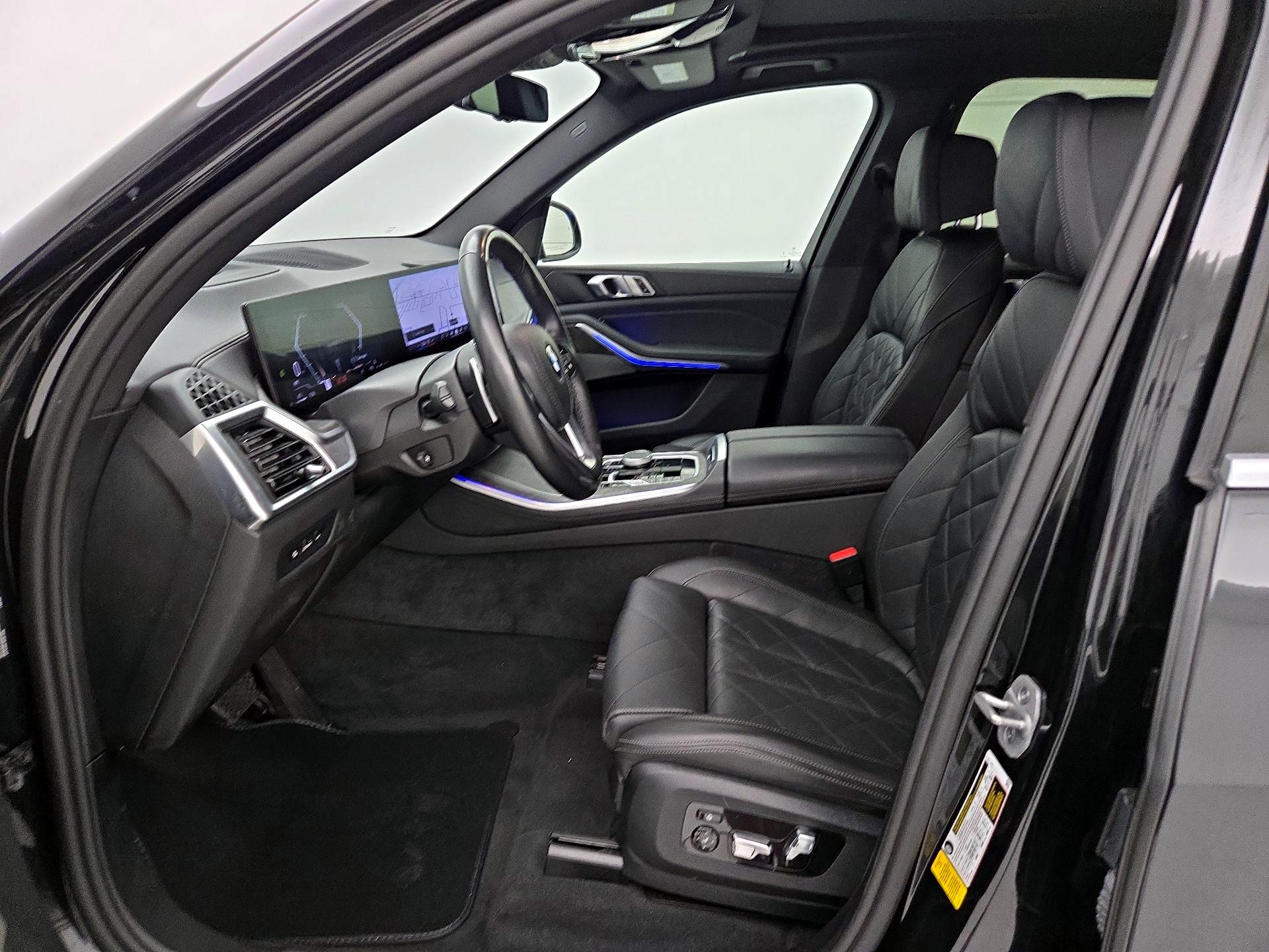 Thumbnail: 2024 BMW X5 - 11