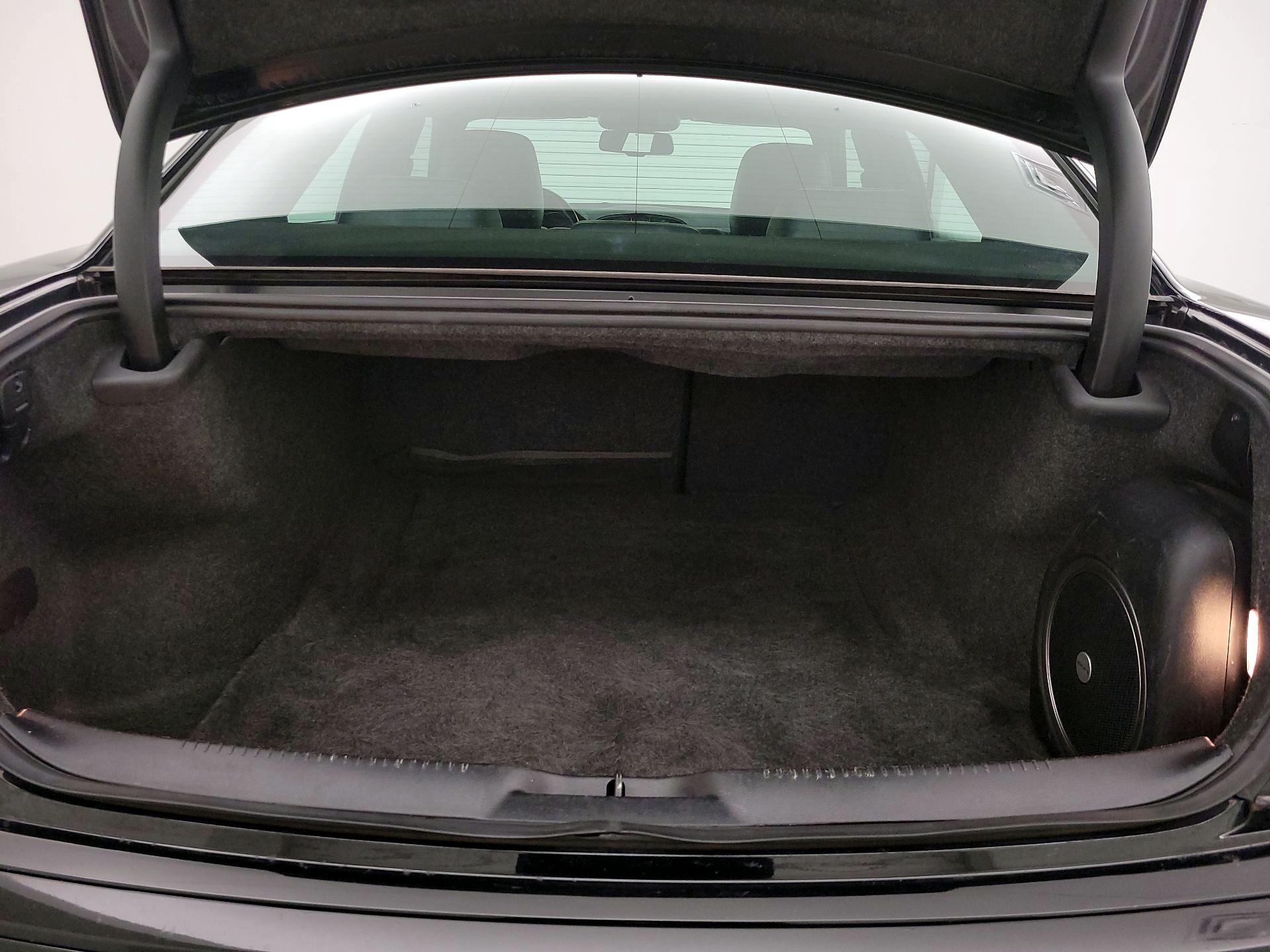 Thumbnail: 2022 Chrysler 300 - 20