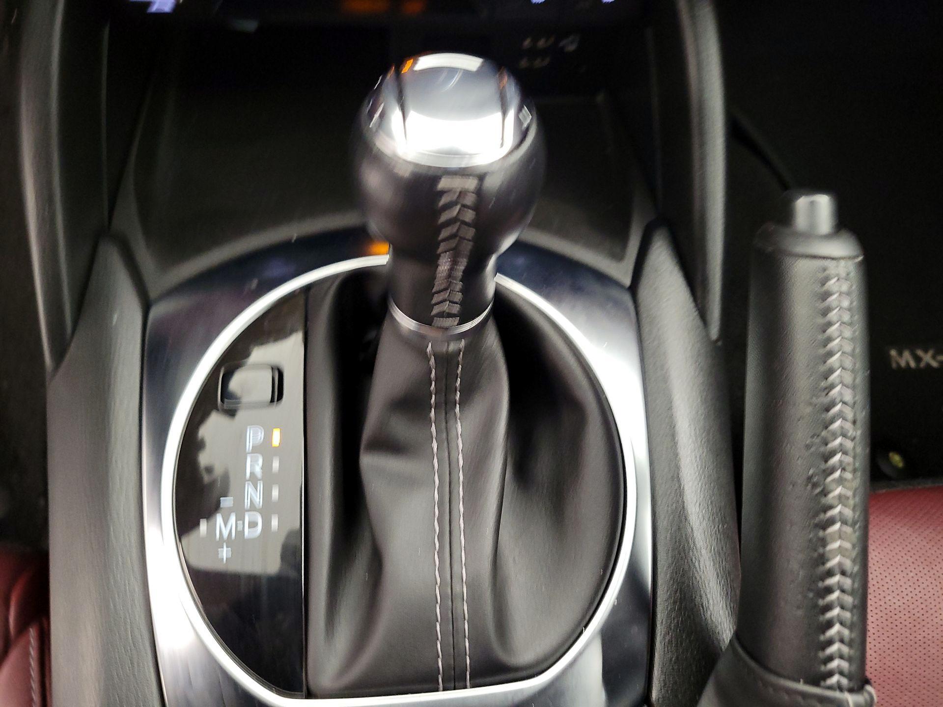 Thumbnail: 2020 Mazda MX-5 Miata - 15