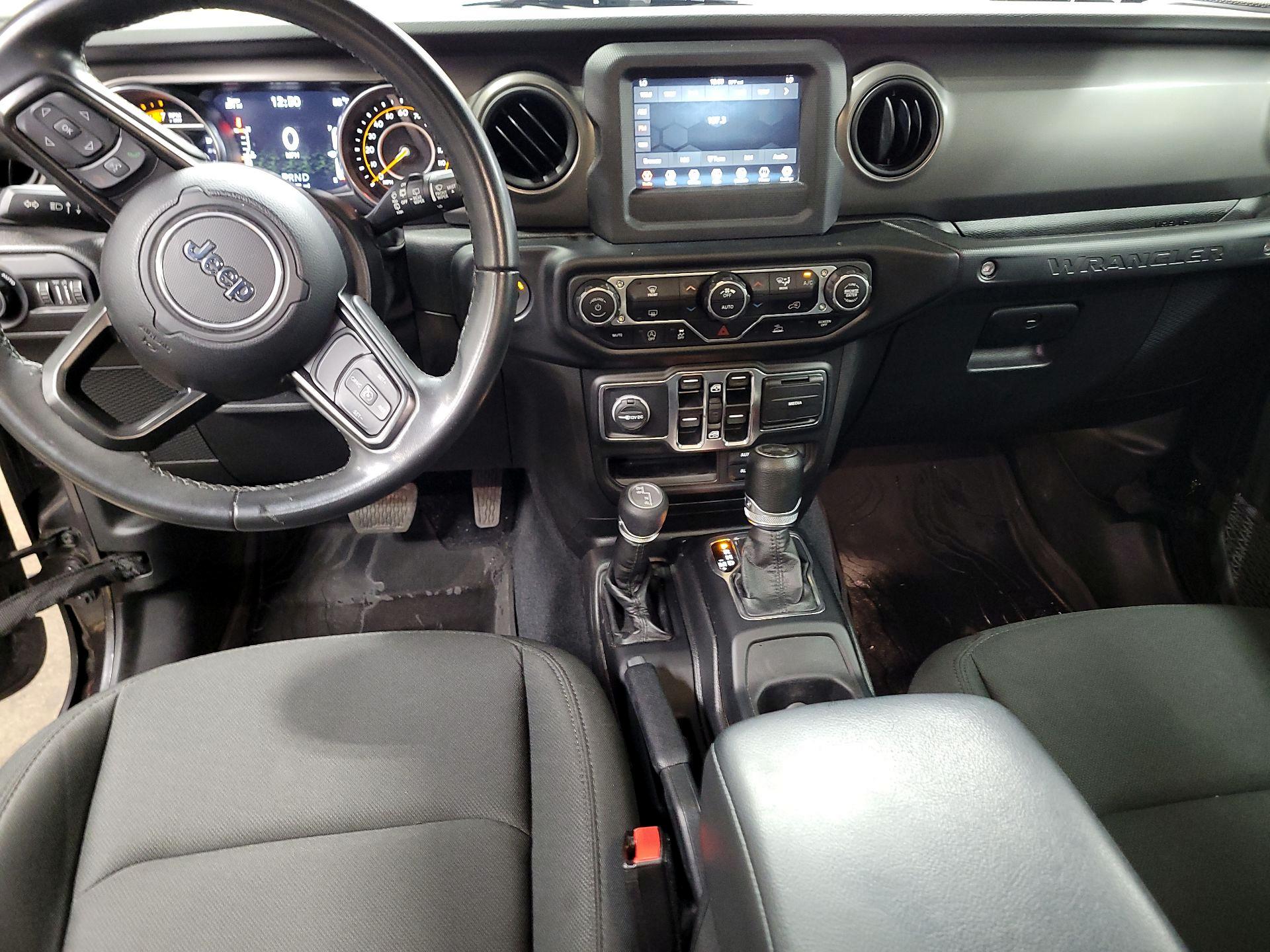 Thumbnail: 2022 Jeep Wrangler - 9