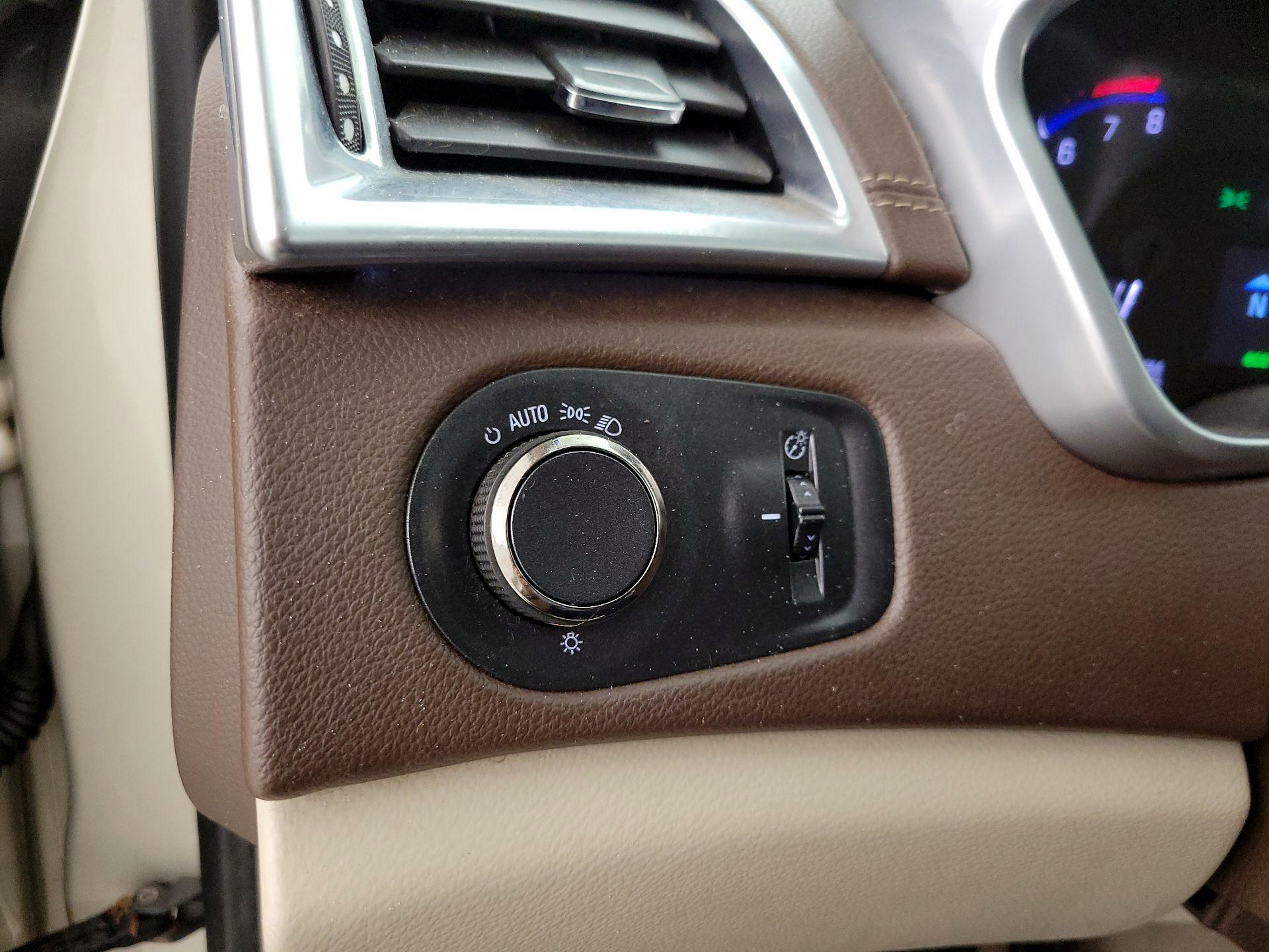 Thumbnail: 2014 Cadillac SRX - 13