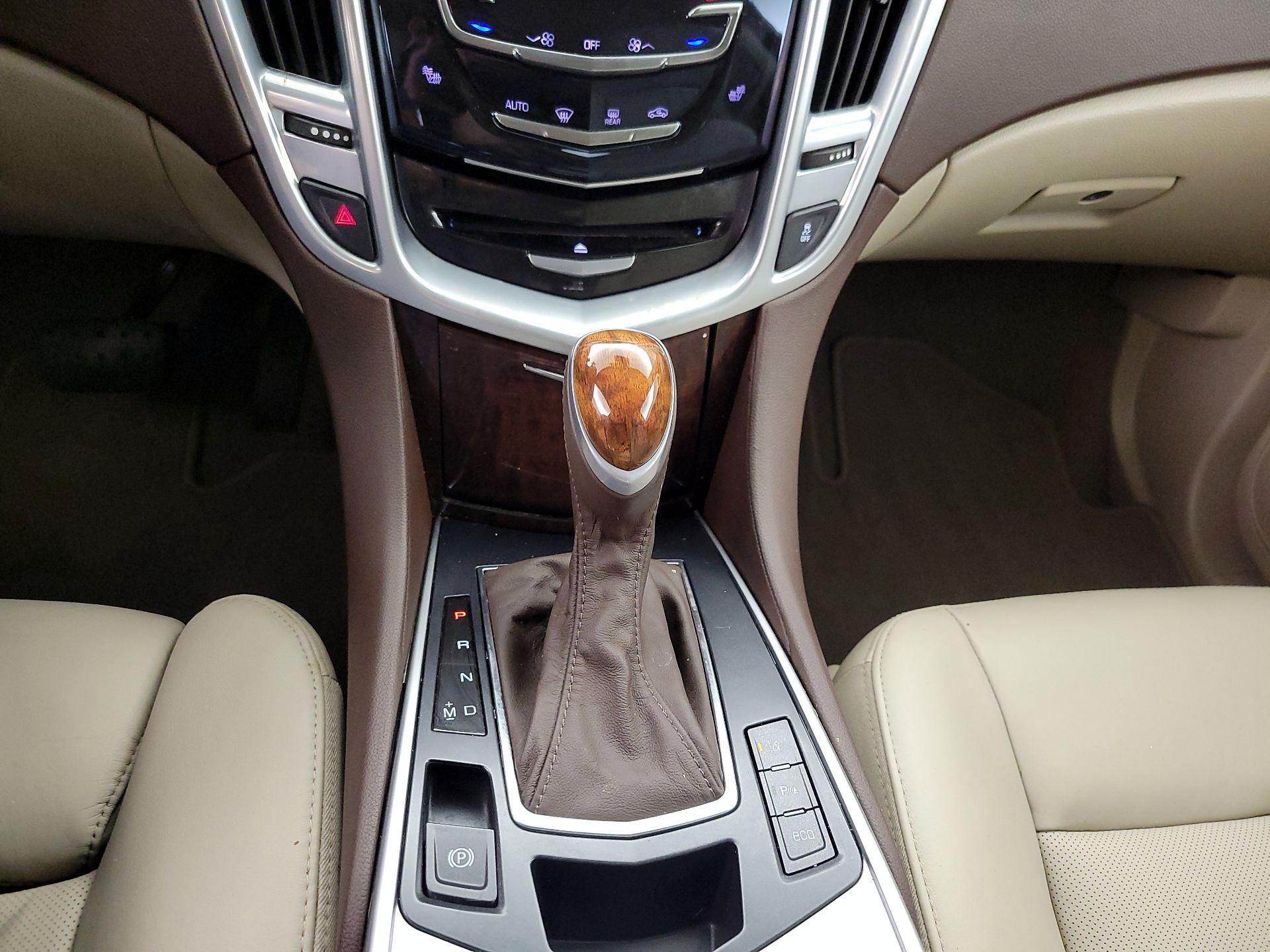Thumbnail: 2014 Cadillac SRX - 18