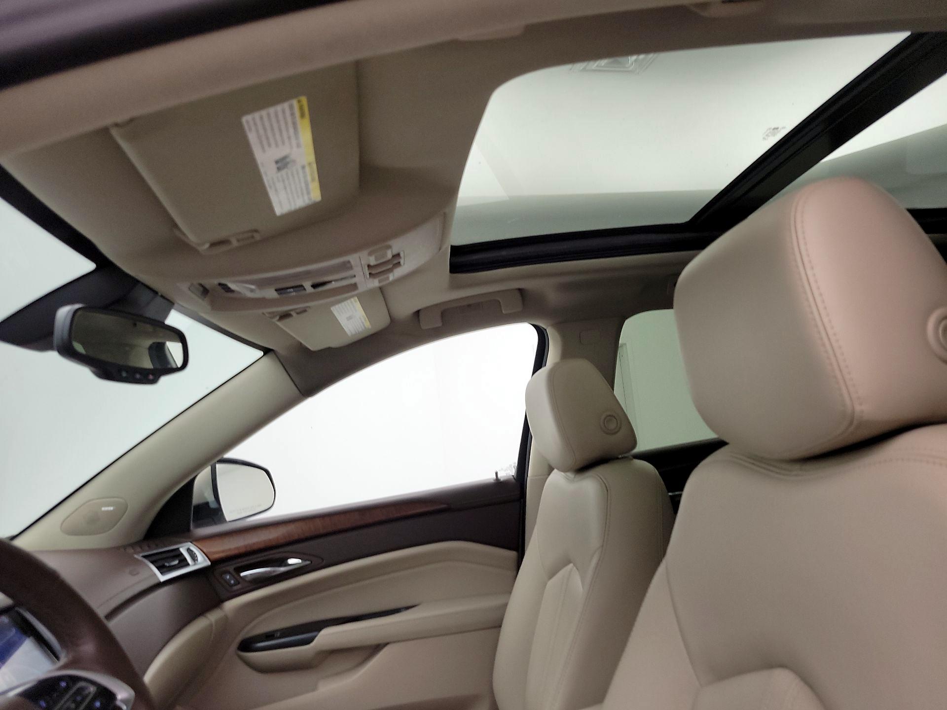 Thumbnail: 2014 Cadillac SRX - 20