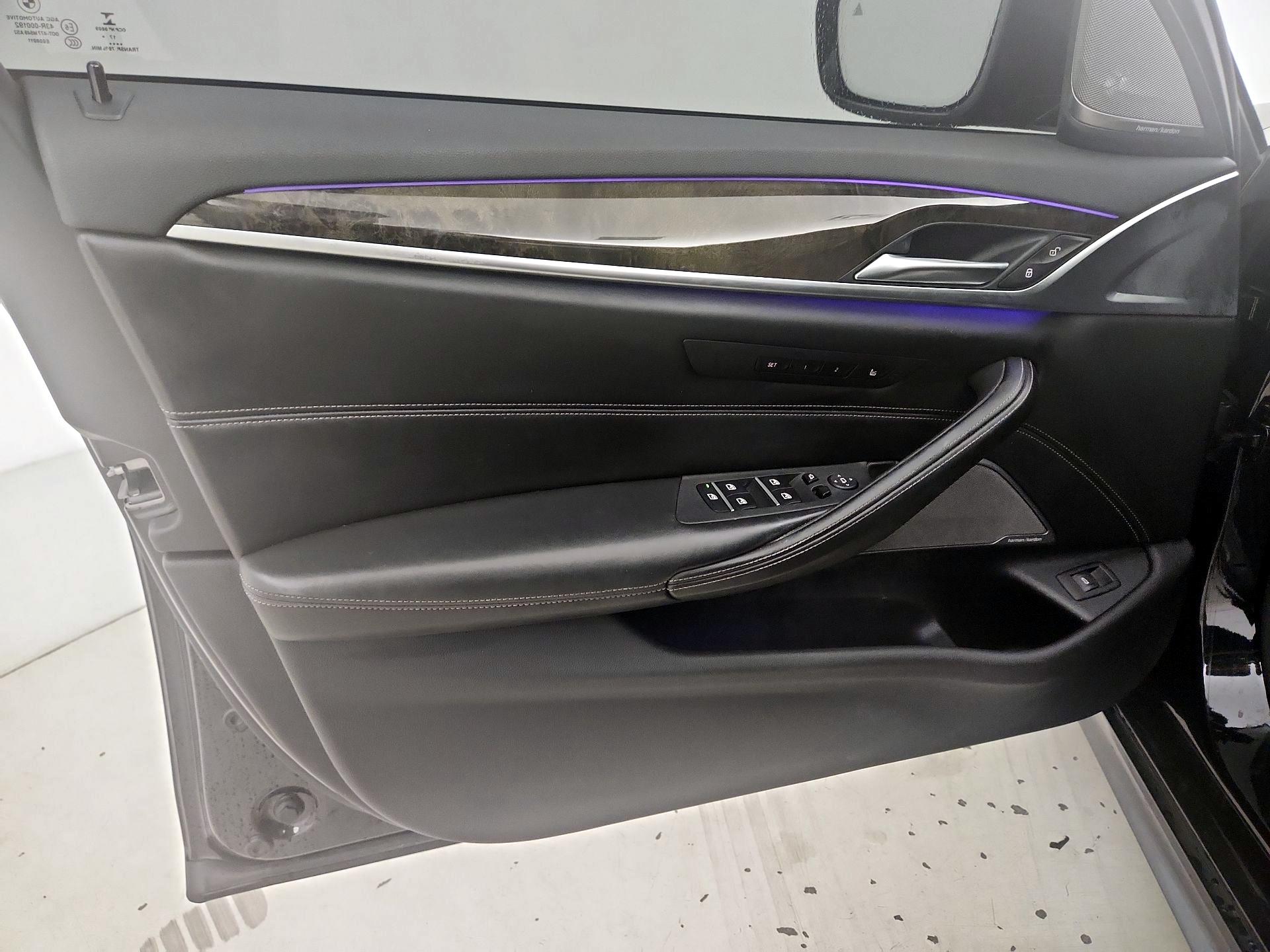Thumbnail: 2018 BMW 5 Series - 12