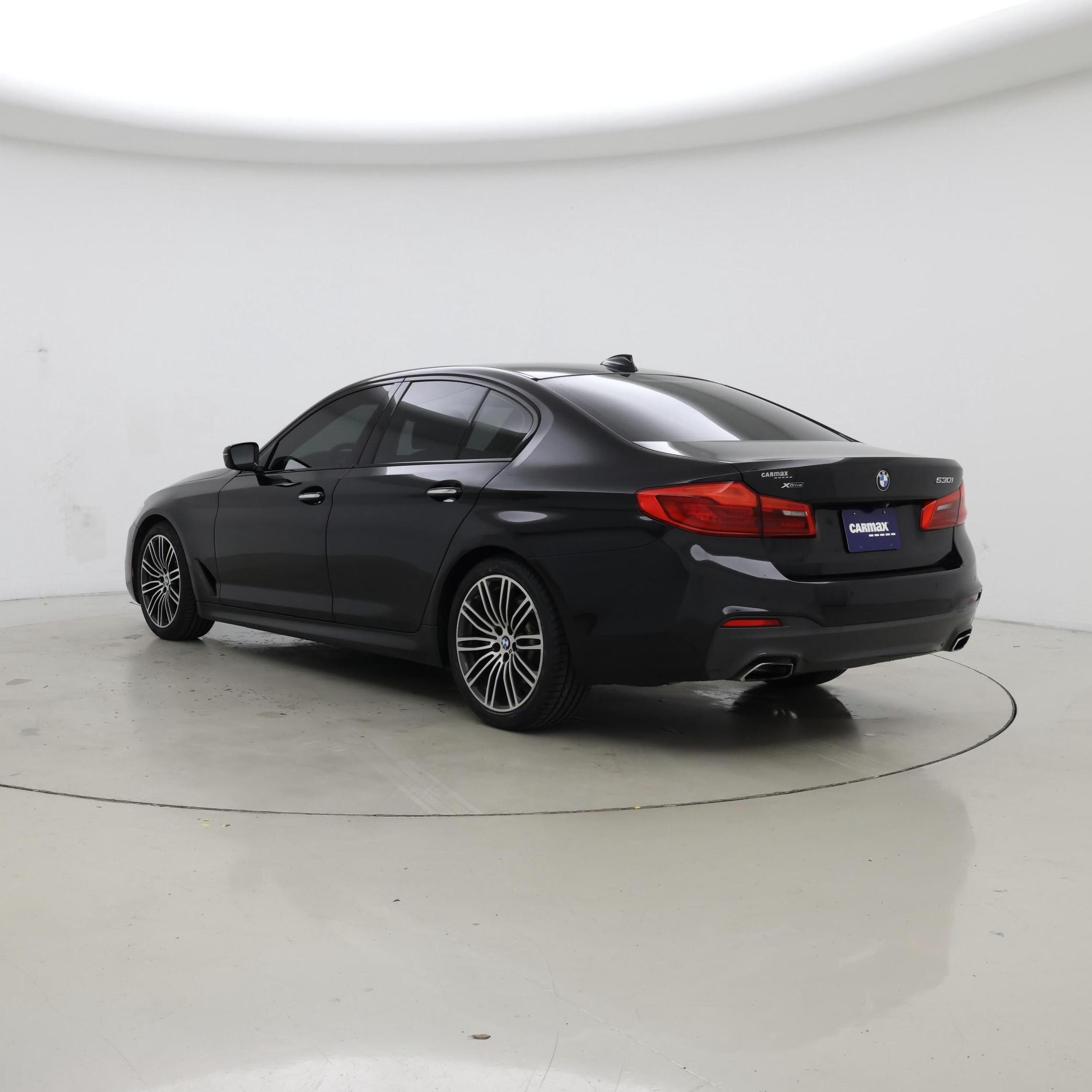 Thumbnail: 2018 BMW 5 Series - 2