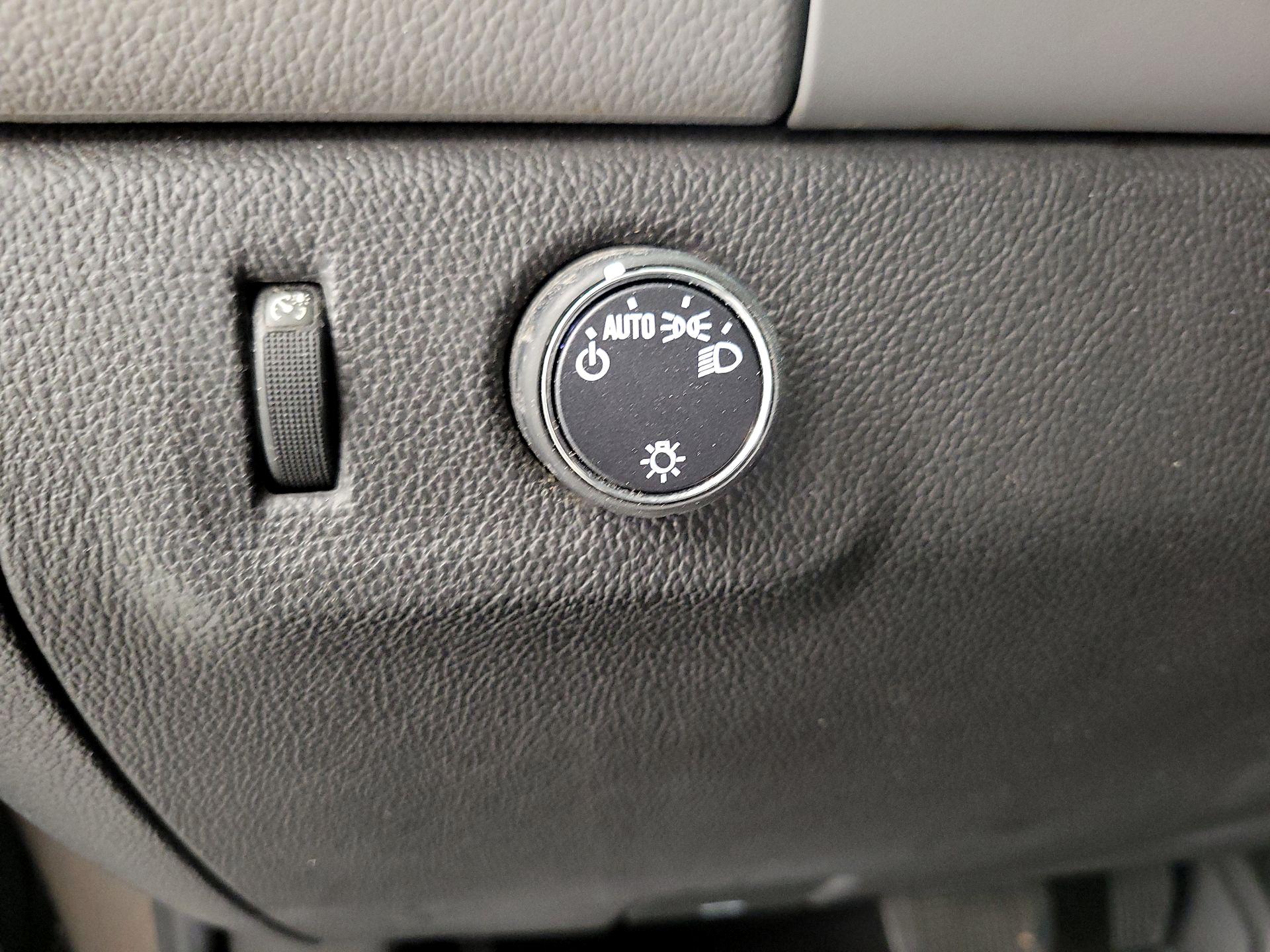 Thumbnail: 2016 Chevrolet Colorado - 13