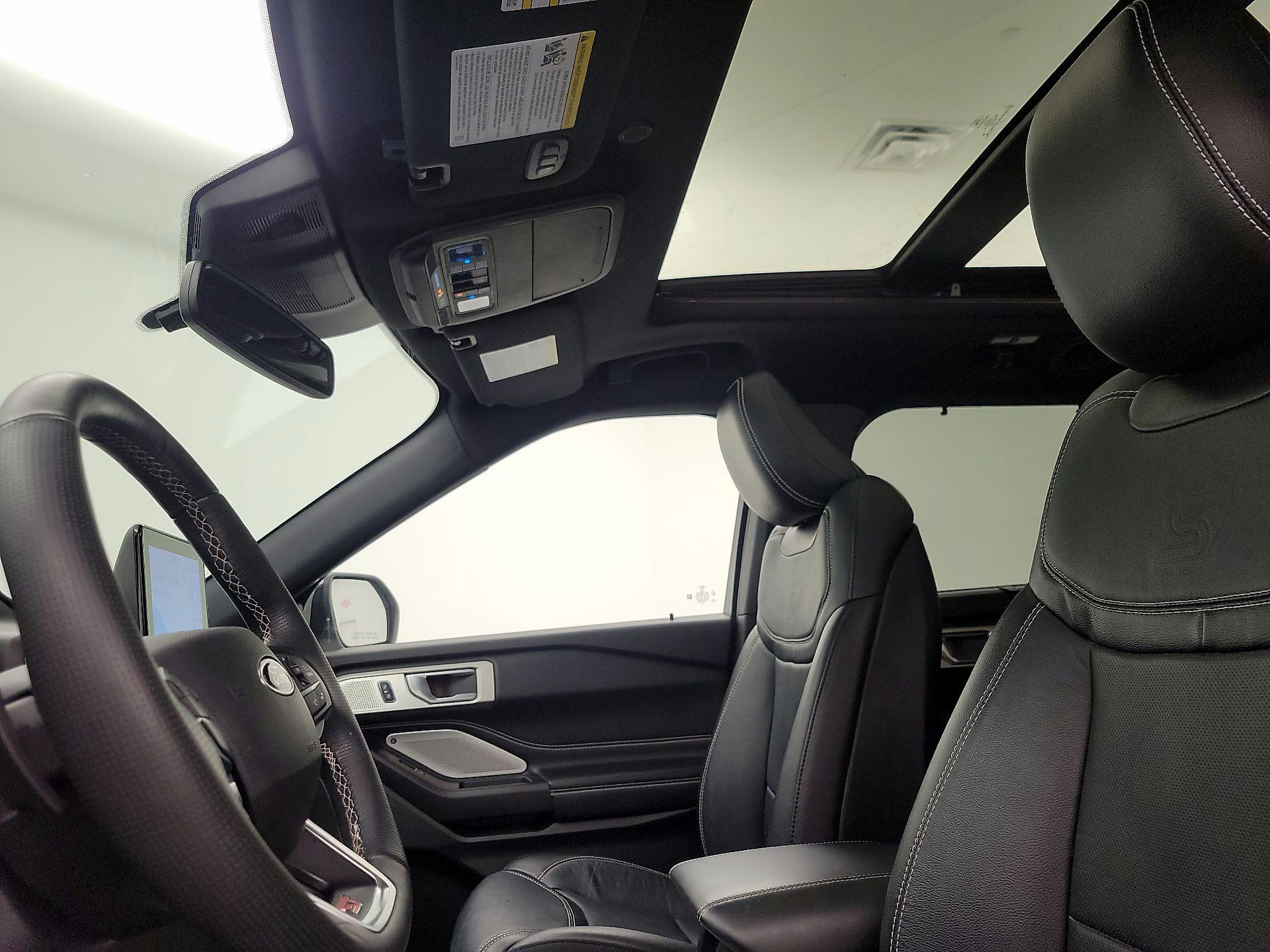Thumbnail: 2020 Ford Explorer - 20
