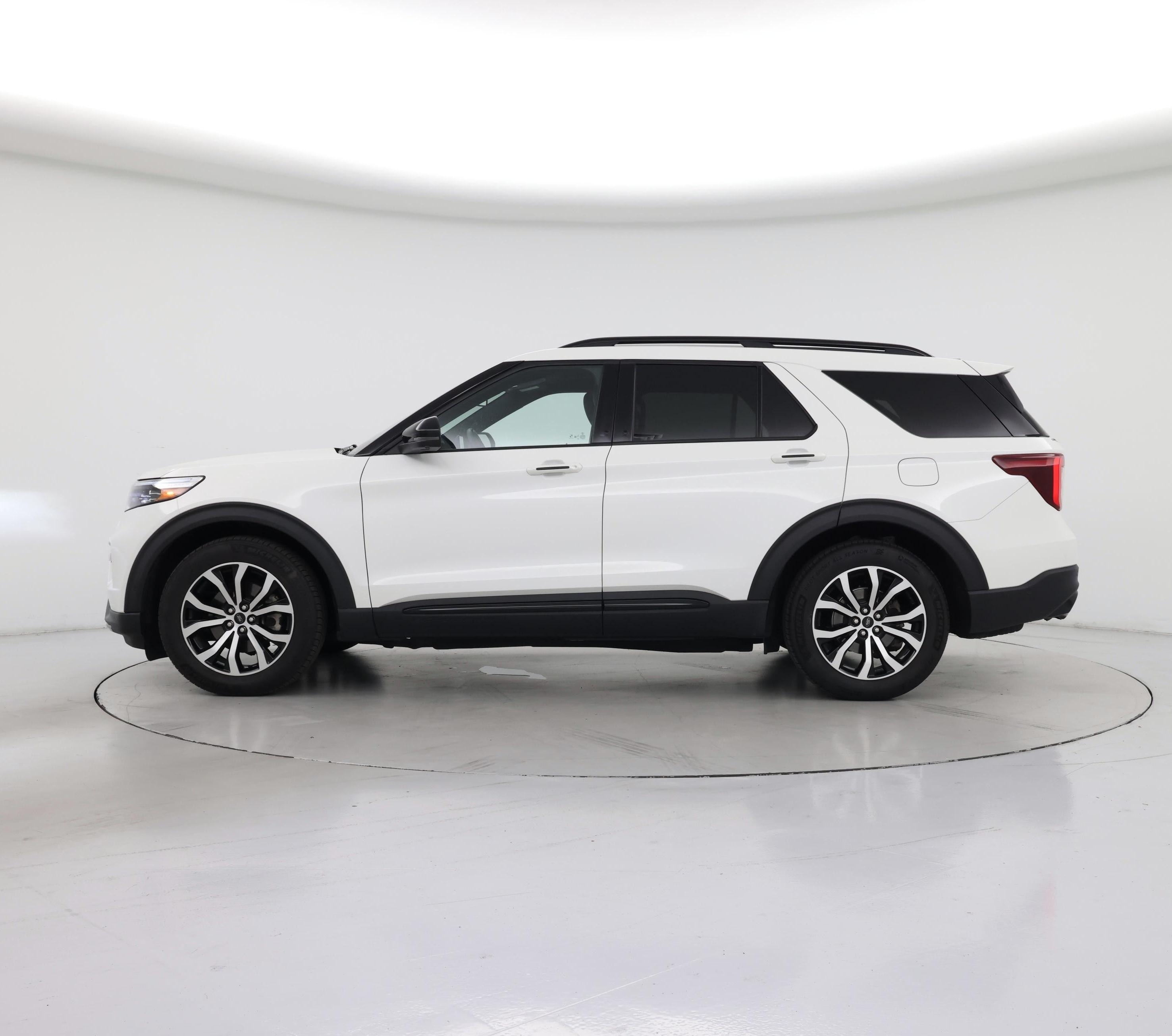 Thumbnail: 2020 Ford Explorer - 3