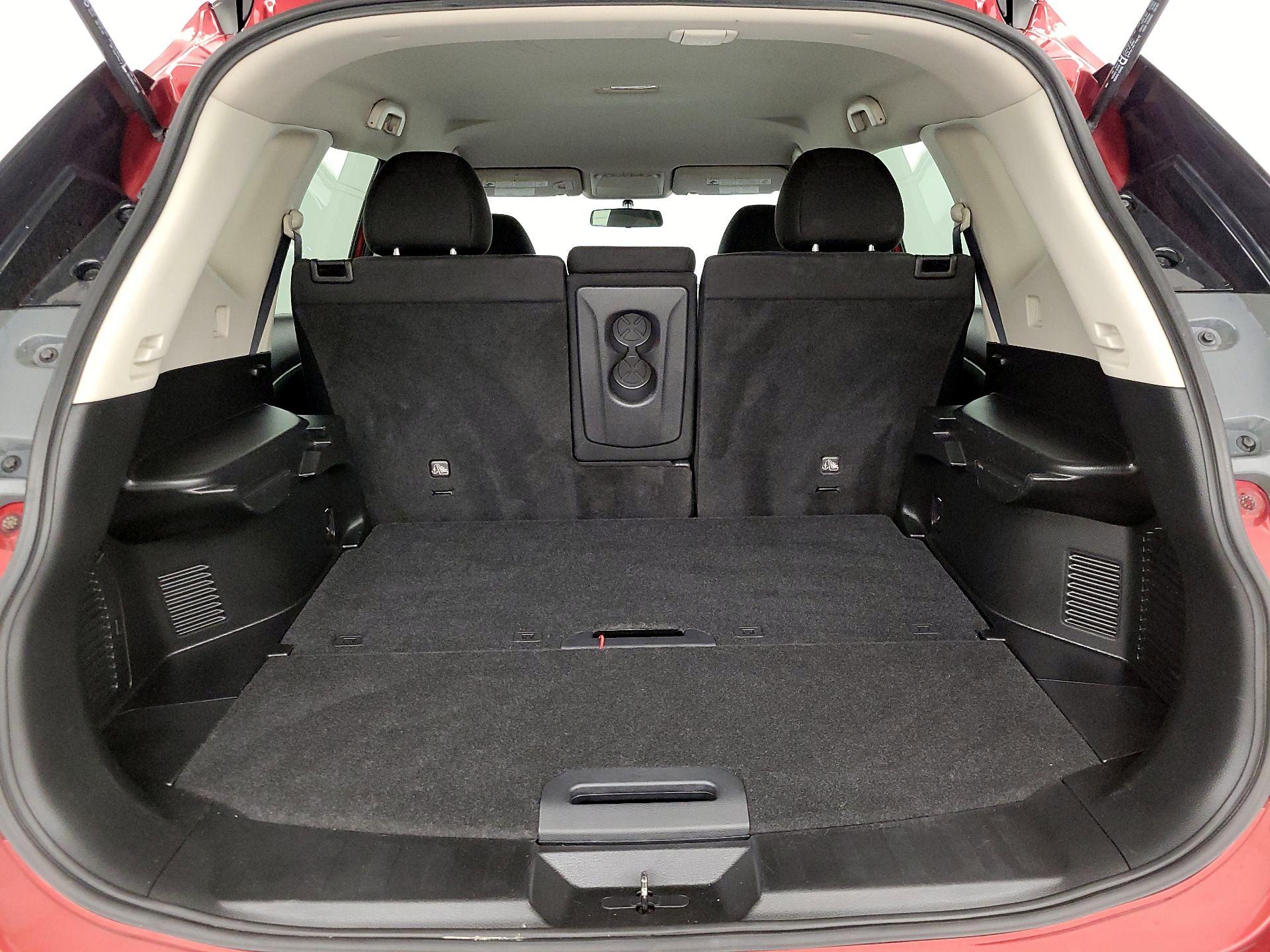 Thumbnail: 2015 Nissan Rogue - 20