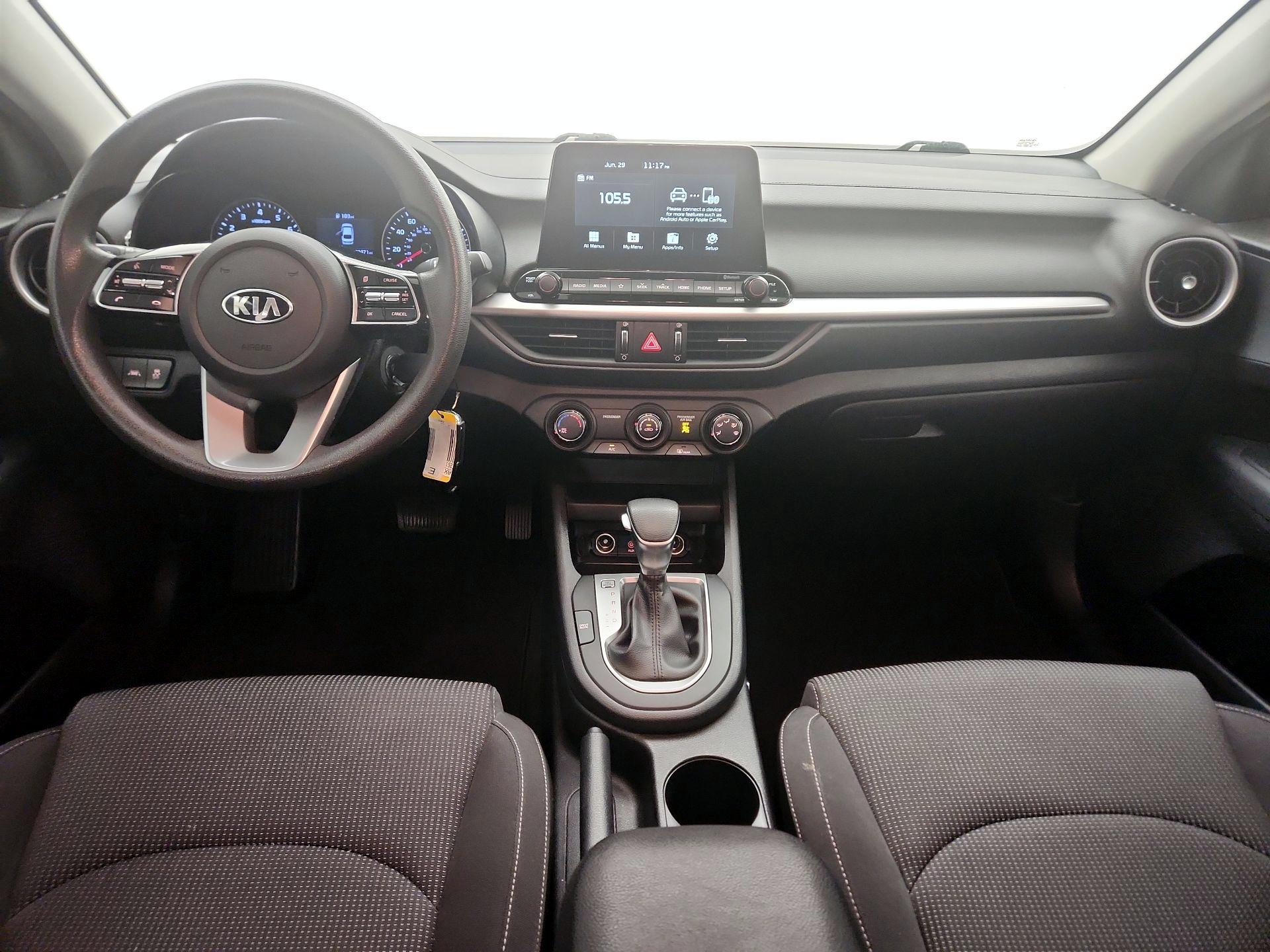 Thumbnail: 2020 Kia Forte - 9