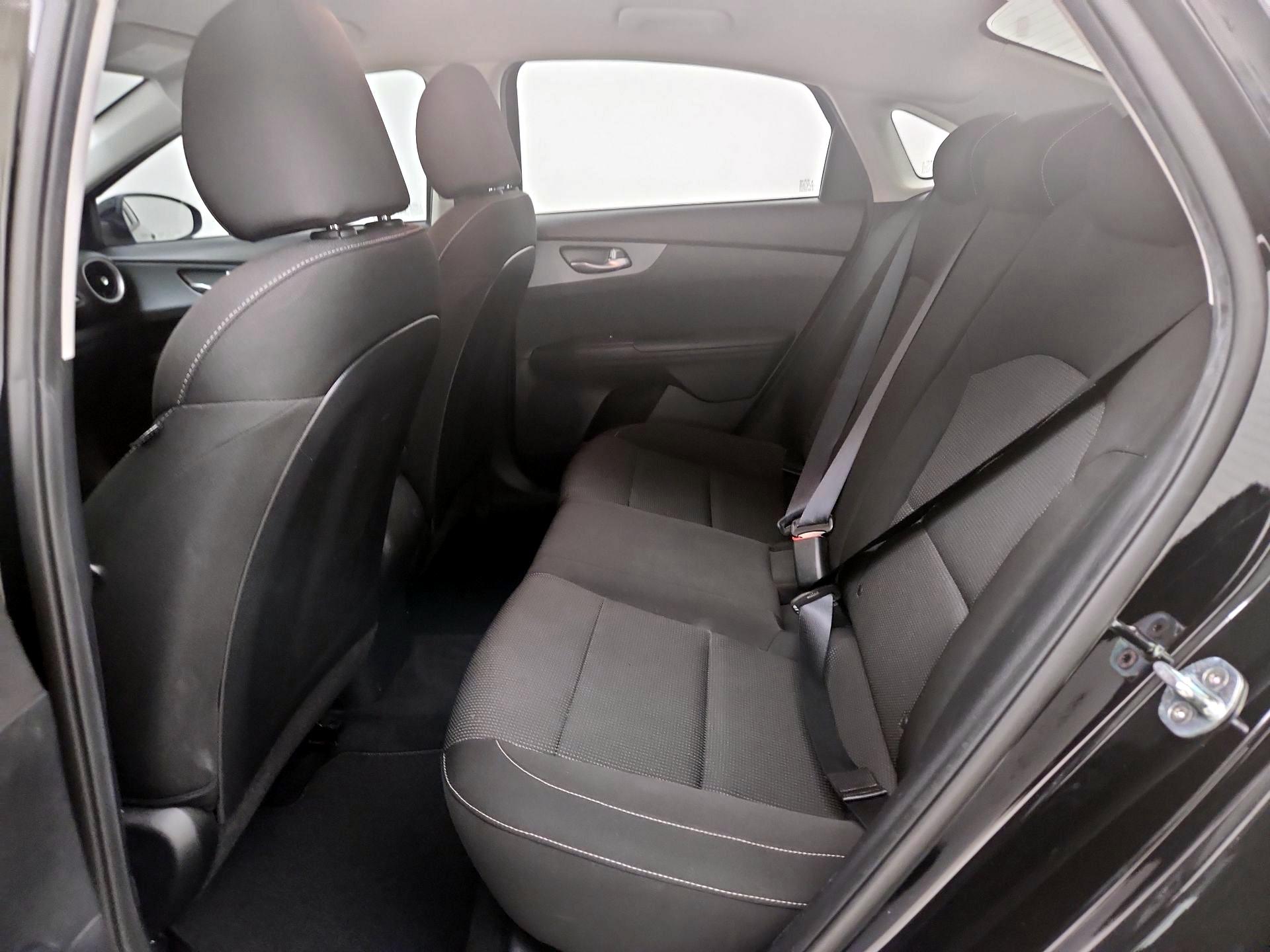Thumbnail: 2020 Kia Forte - 19