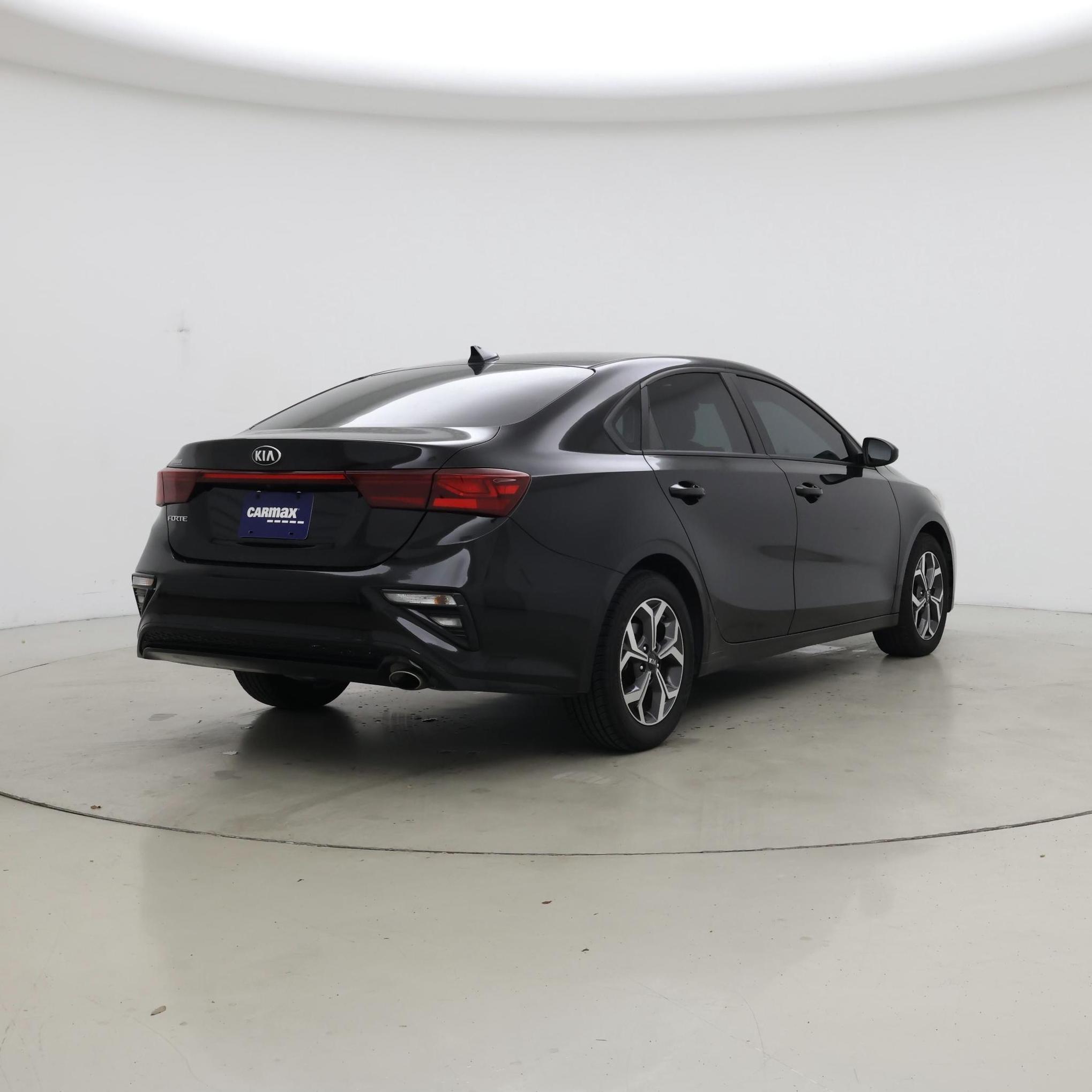 Thumbnail: 2020 Kia Forte - 8