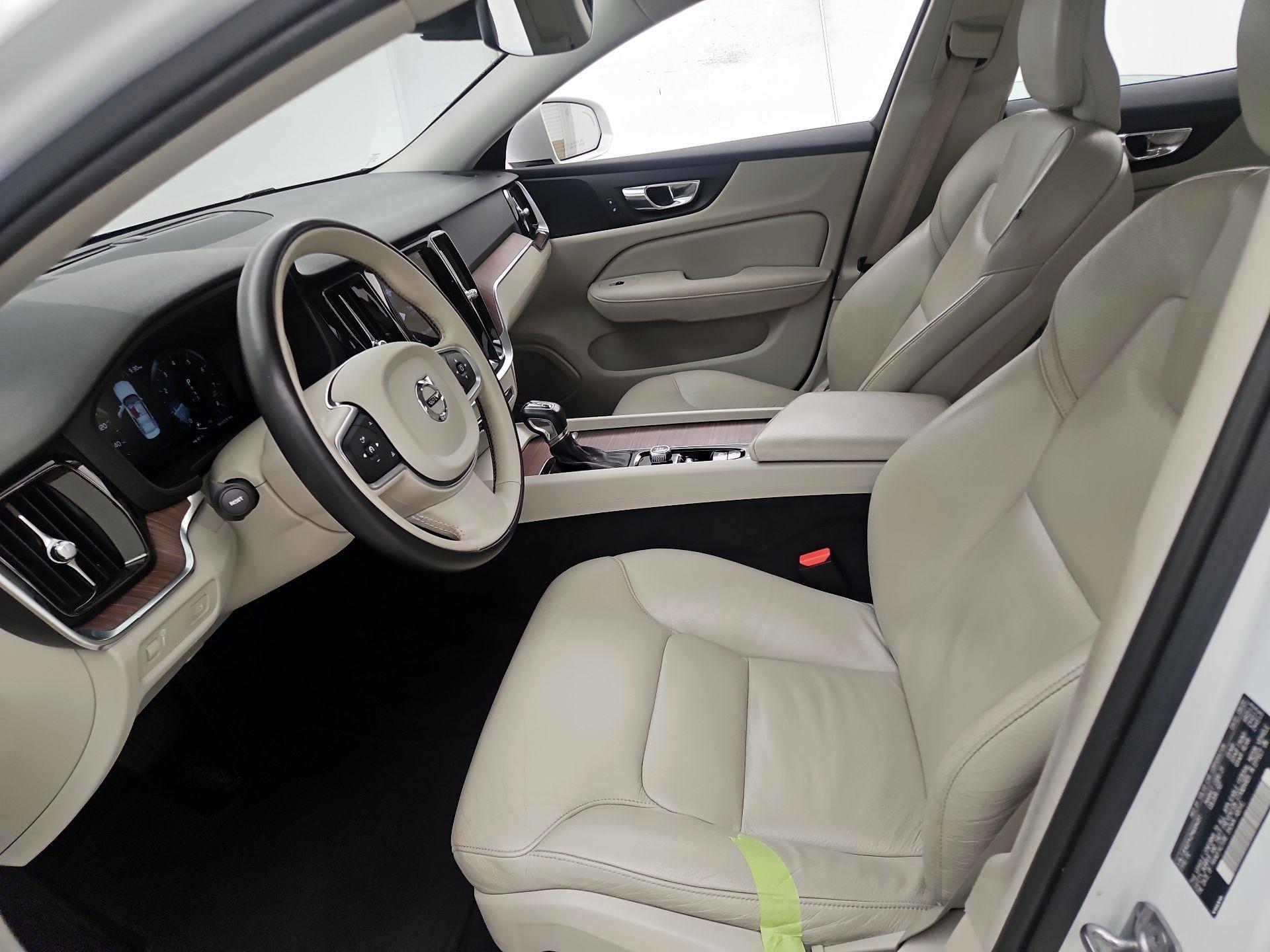 Thumbnail: 2021 Volvo S60 - 11