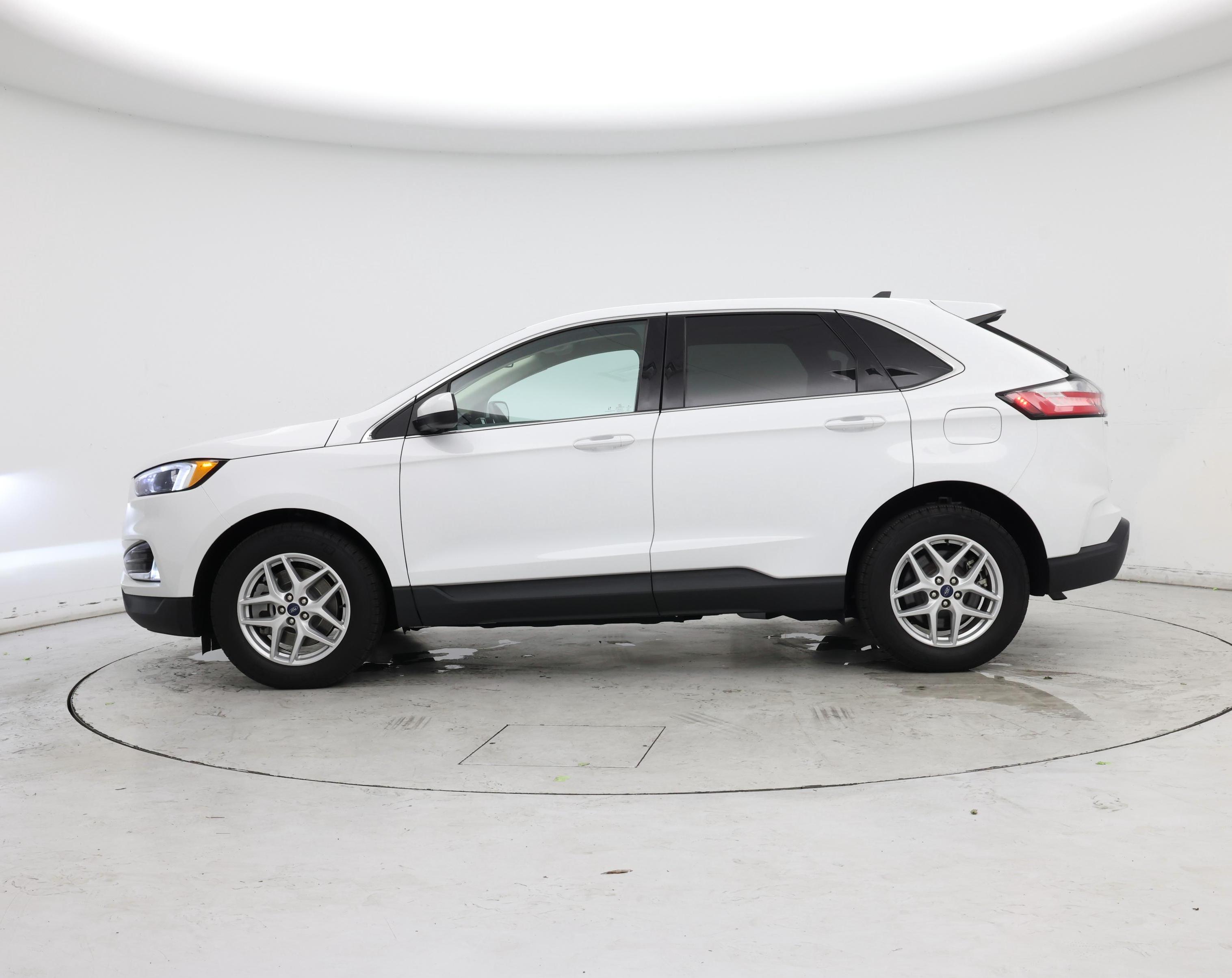 Thumbnail: 2022 Ford Edge - 3