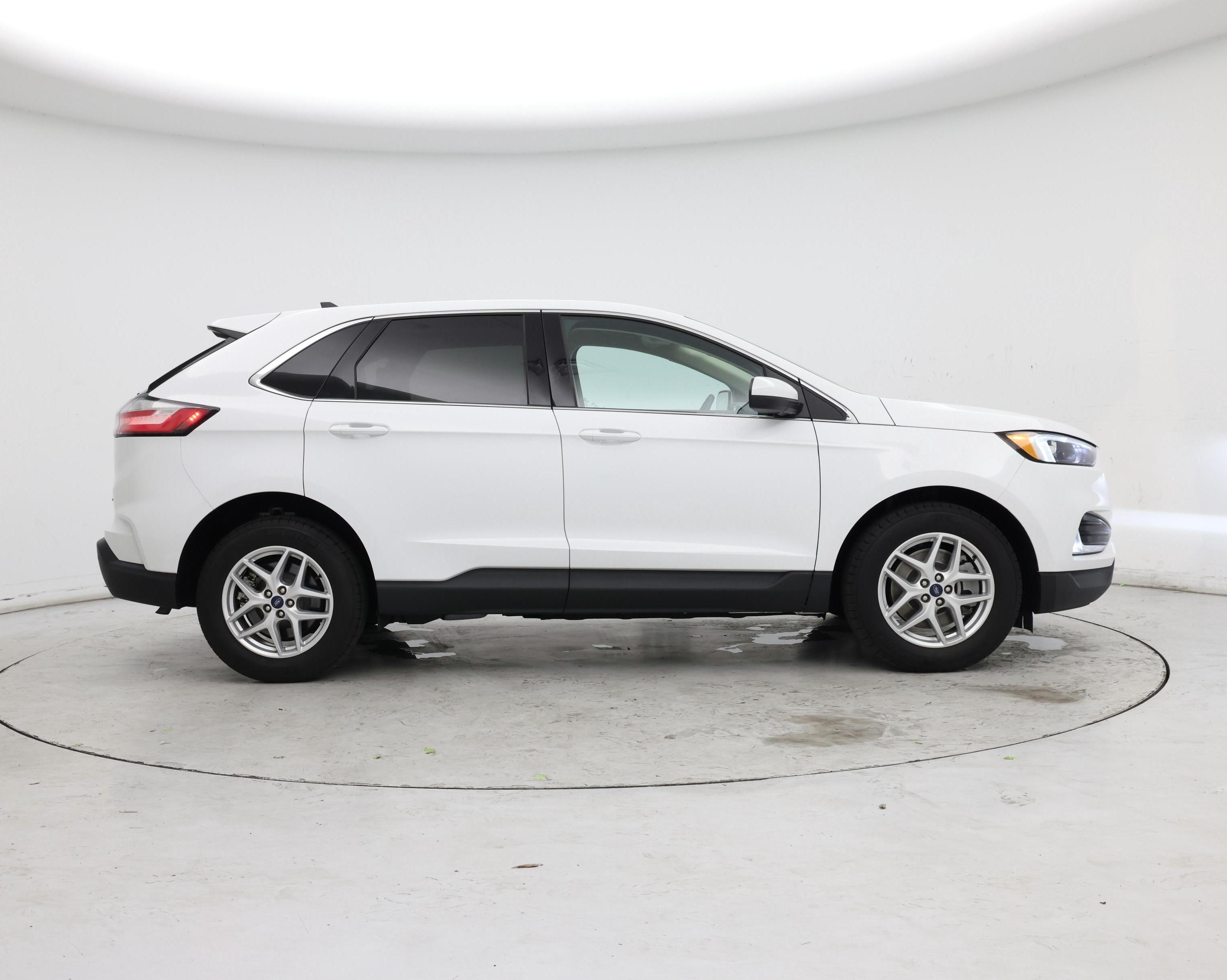 Thumbnail: 2022 Ford Edge - 7