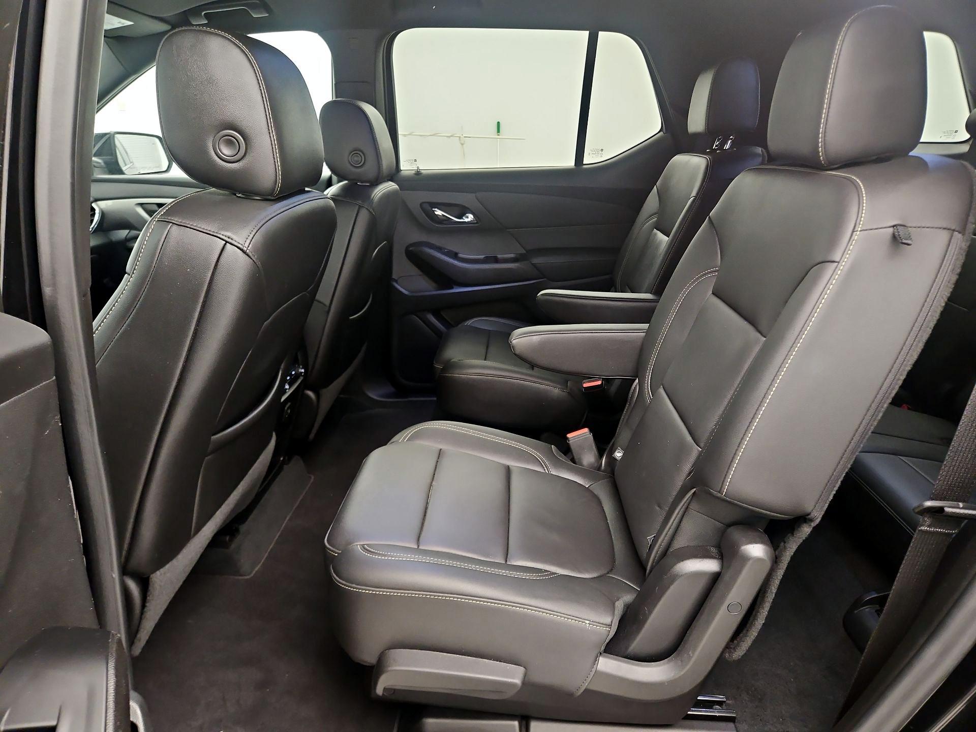 Thumbnail: 2022 Chevrolet Traverse - 19