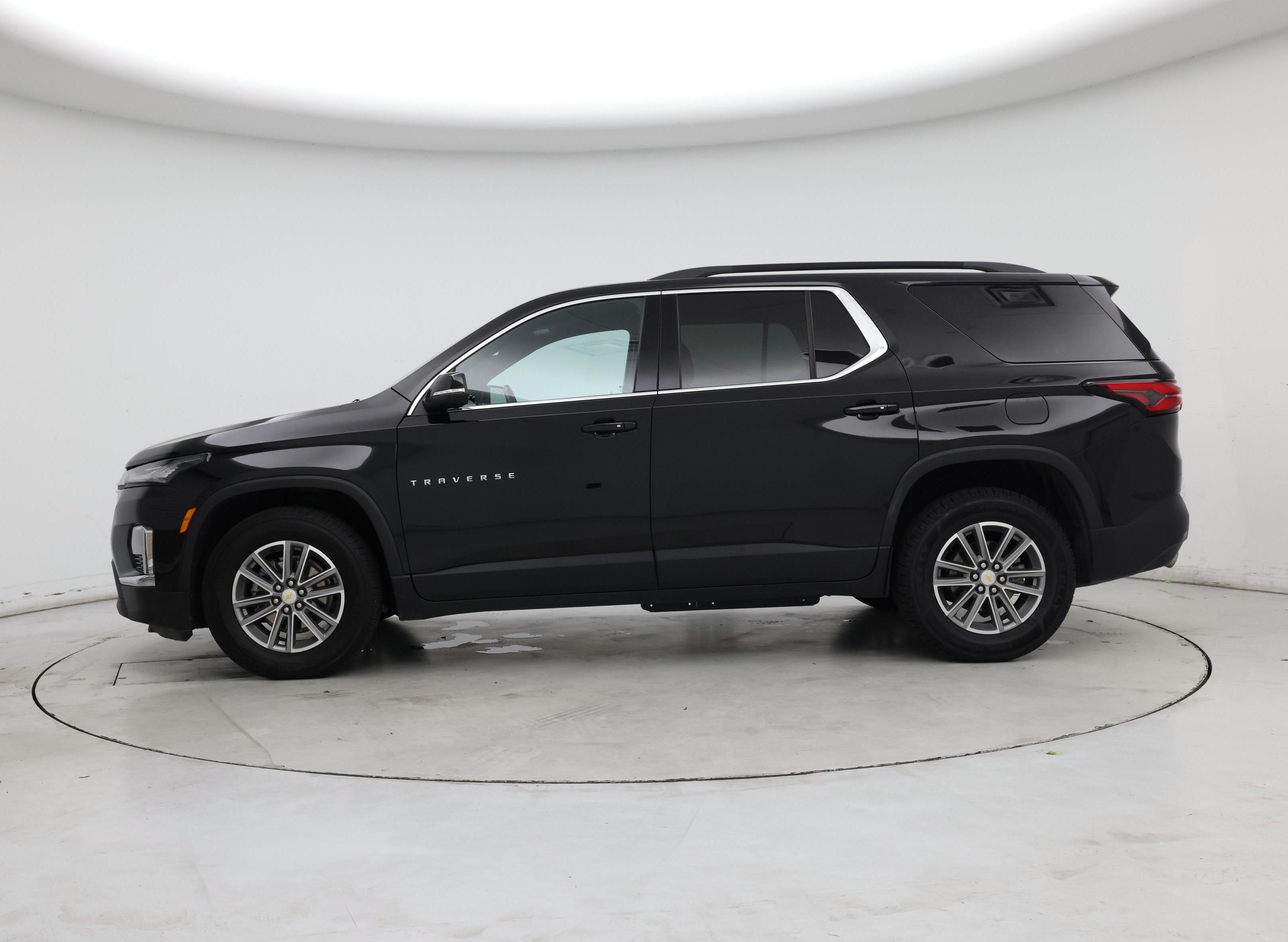 Thumbnail: 2022 Chevrolet Traverse - 3
