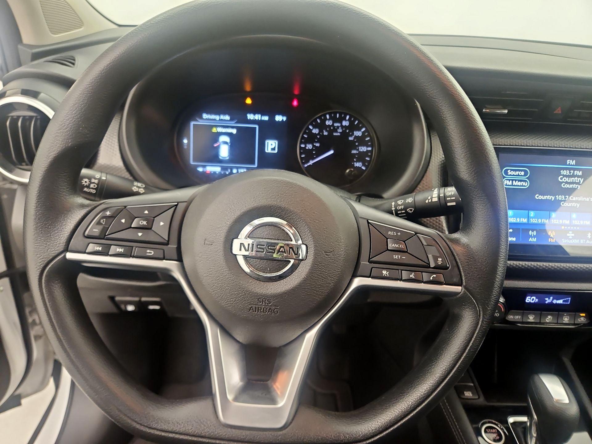 Thumbnail: 2021 Nissan Kicks - 10