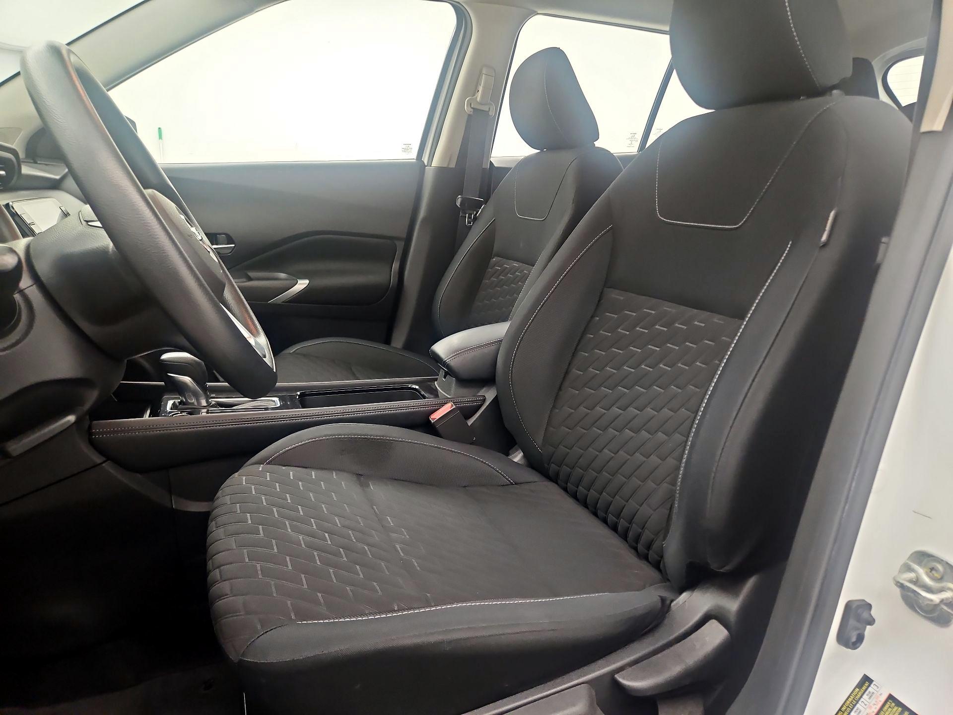 Thumbnail: 2021 Nissan Kicks - 11