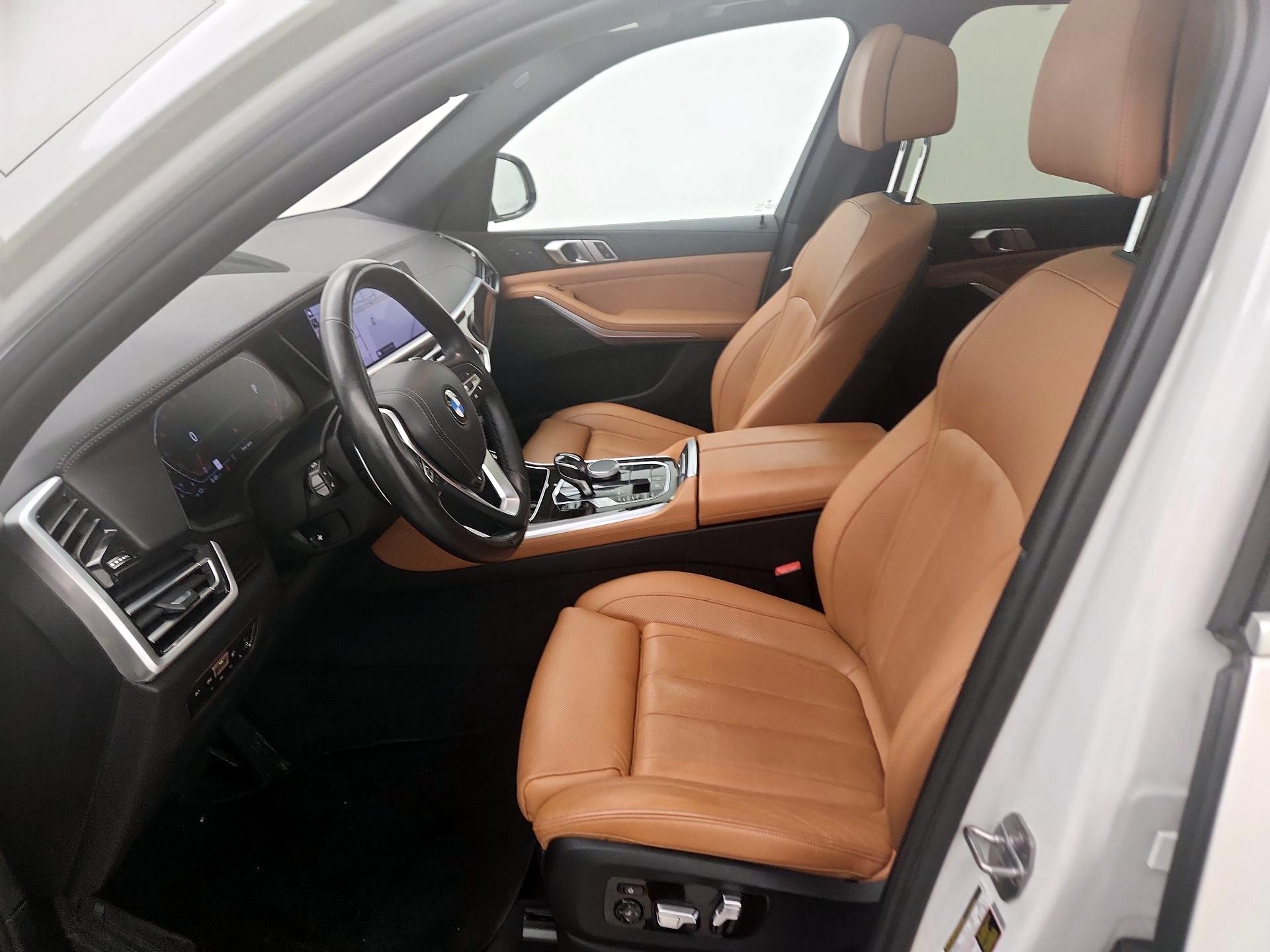 Thumbnail: 2020 BMW X5 - 11