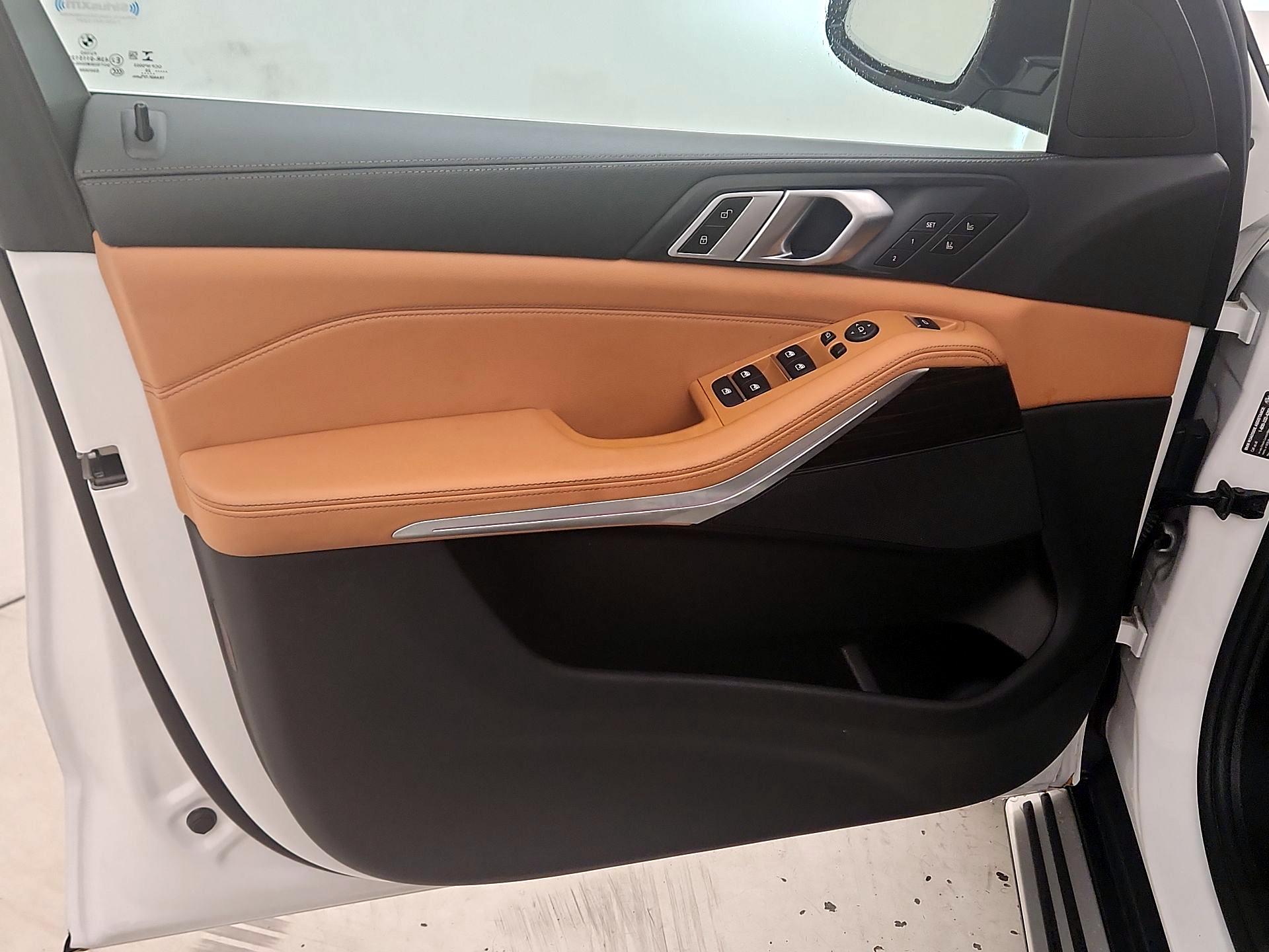 Thumbnail: 2020 BMW X5 - 12
