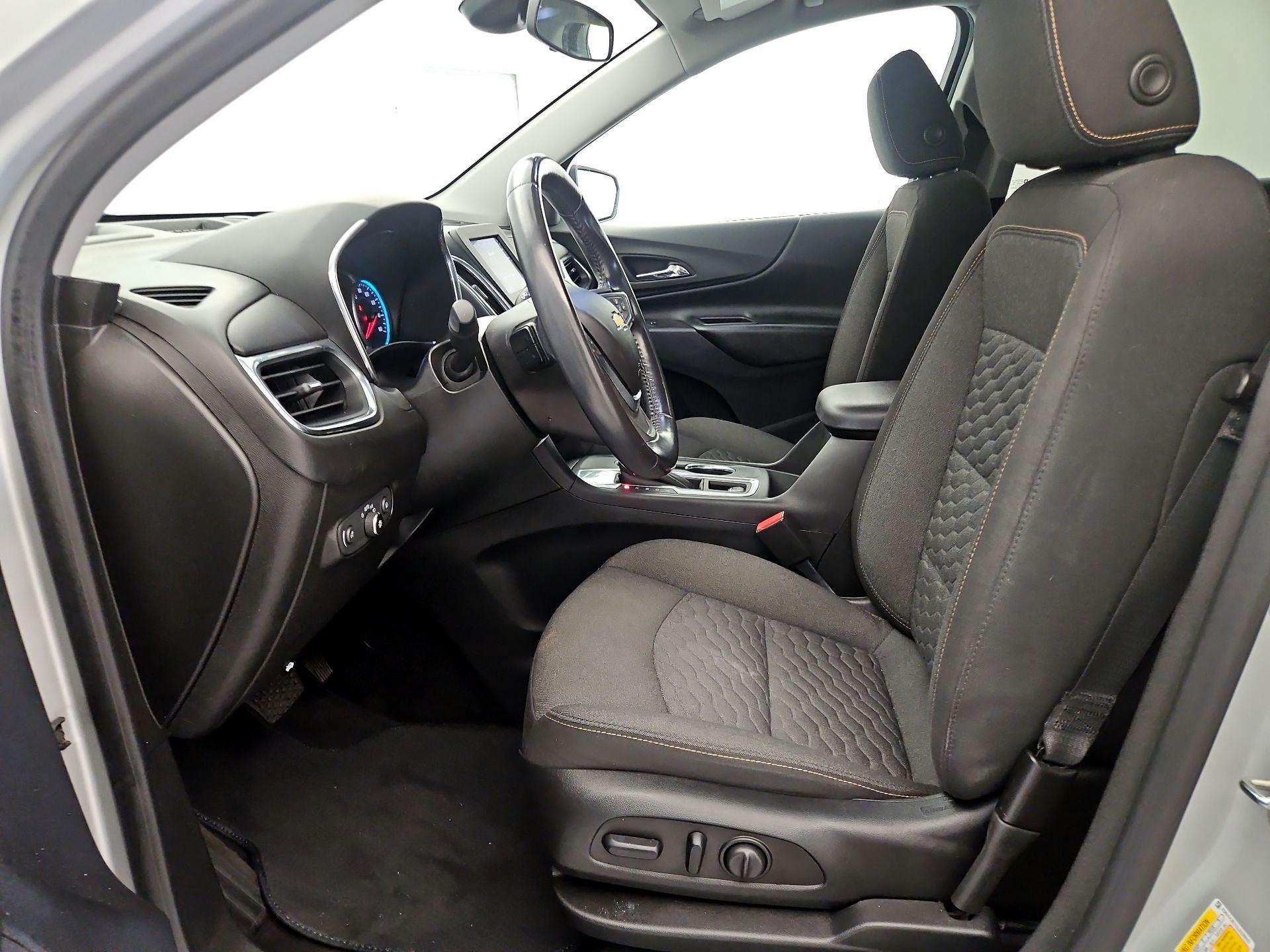 Thumbnail: 2020 Chevrolet Equinox - 11