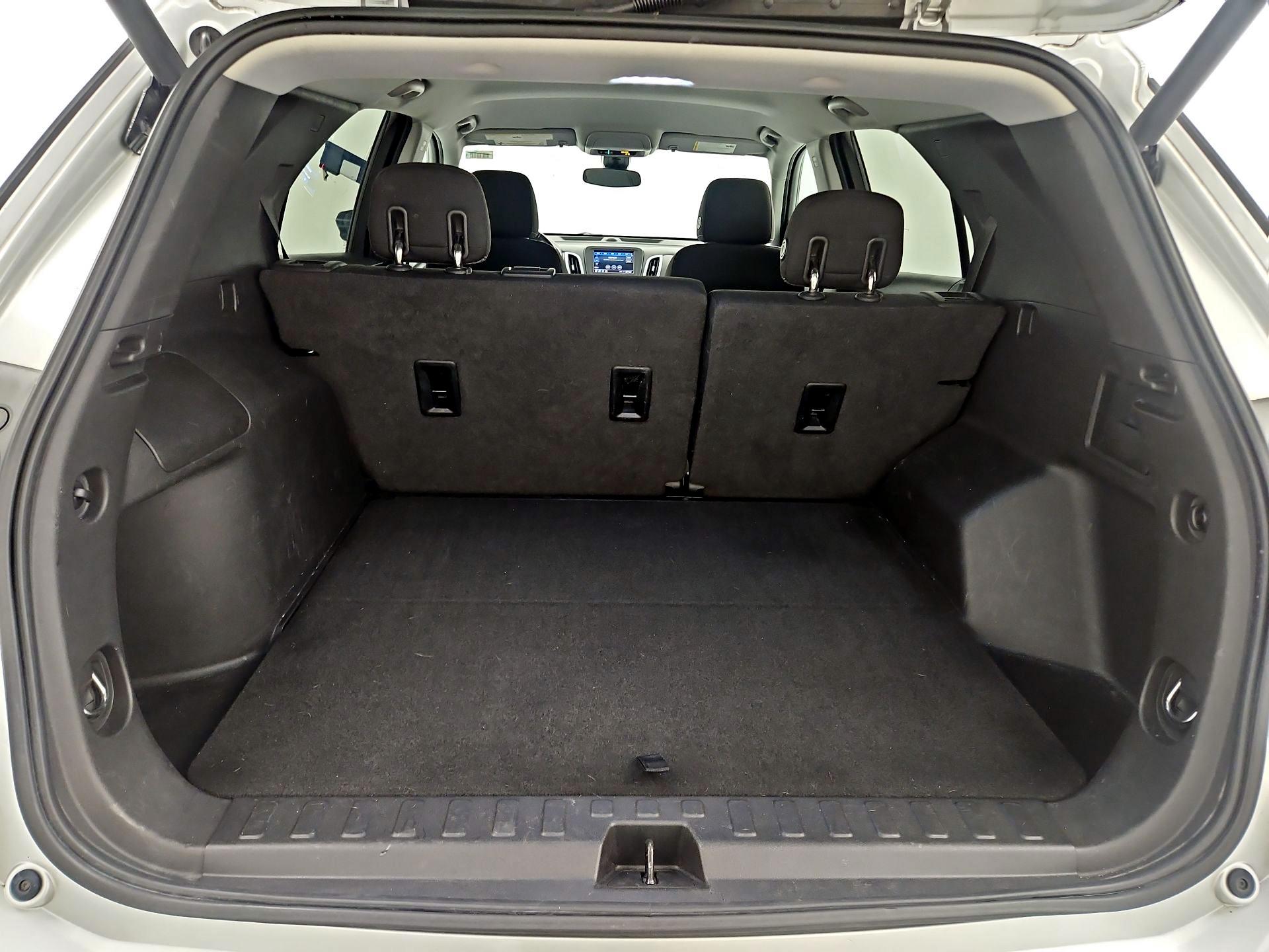 Thumbnail: 2020 Chevrolet Equinox - 20