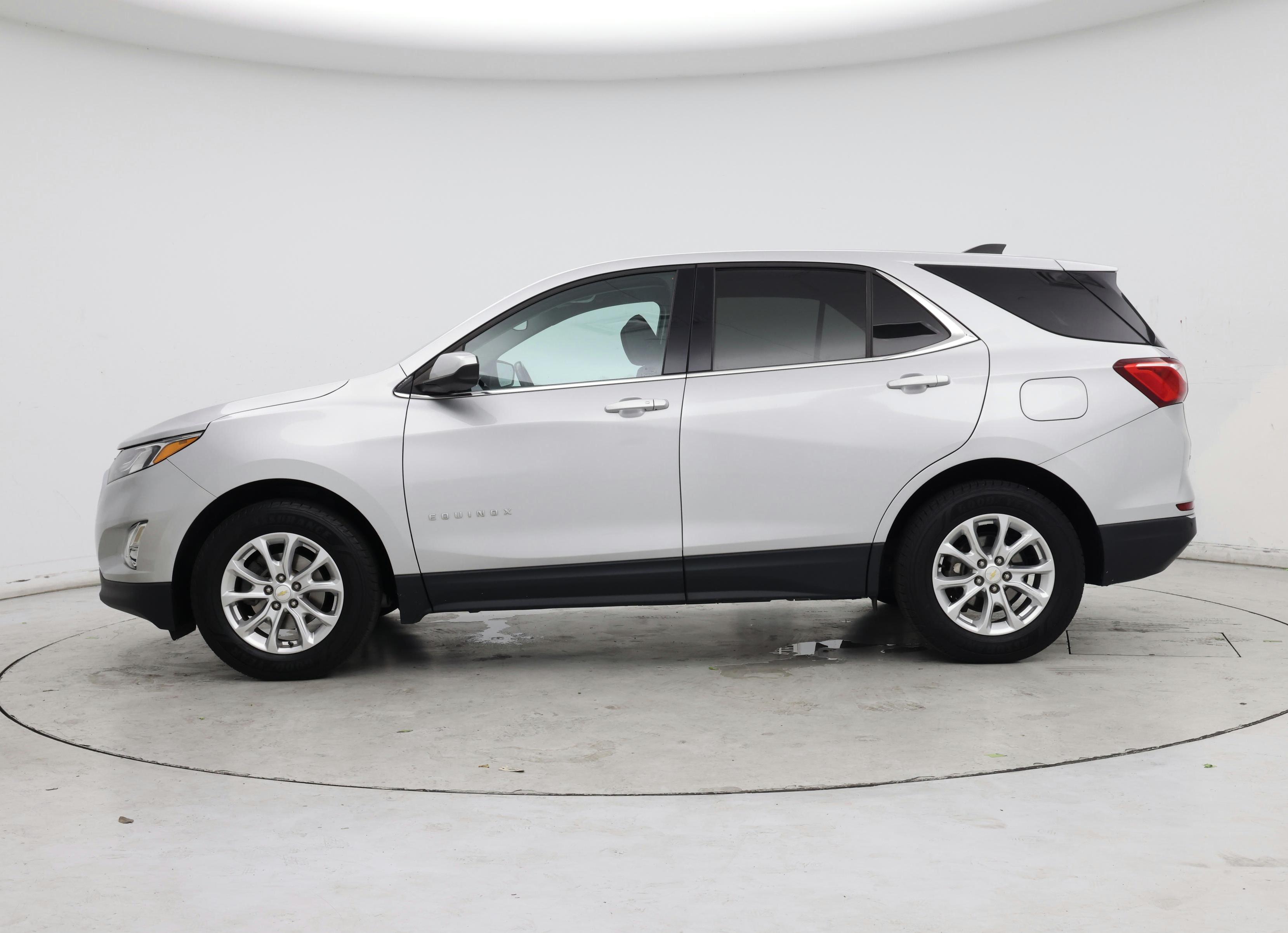 Thumbnail: 2020 Chevrolet Equinox - 3