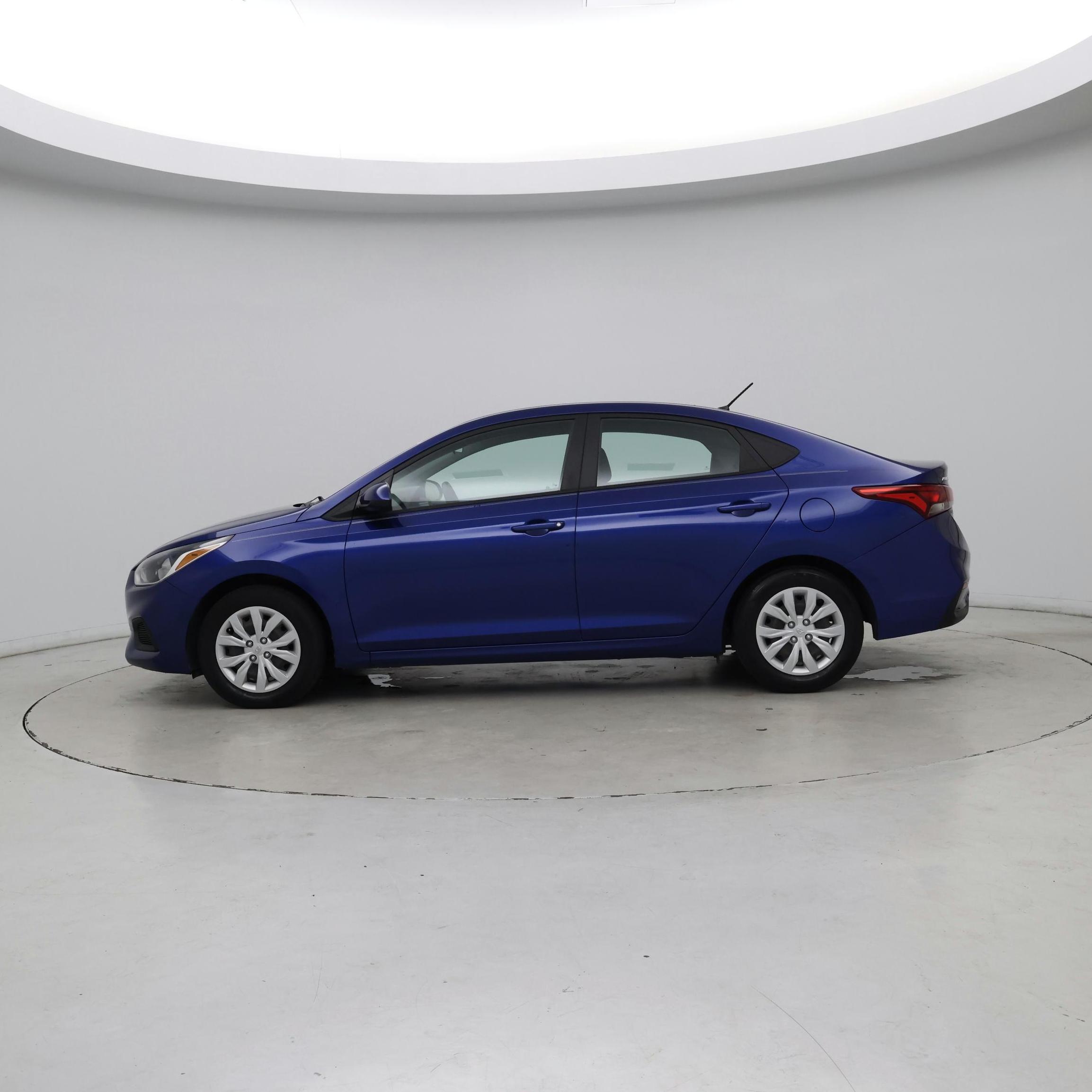 Thumbnail: 2022 Hyundai Accent - 3