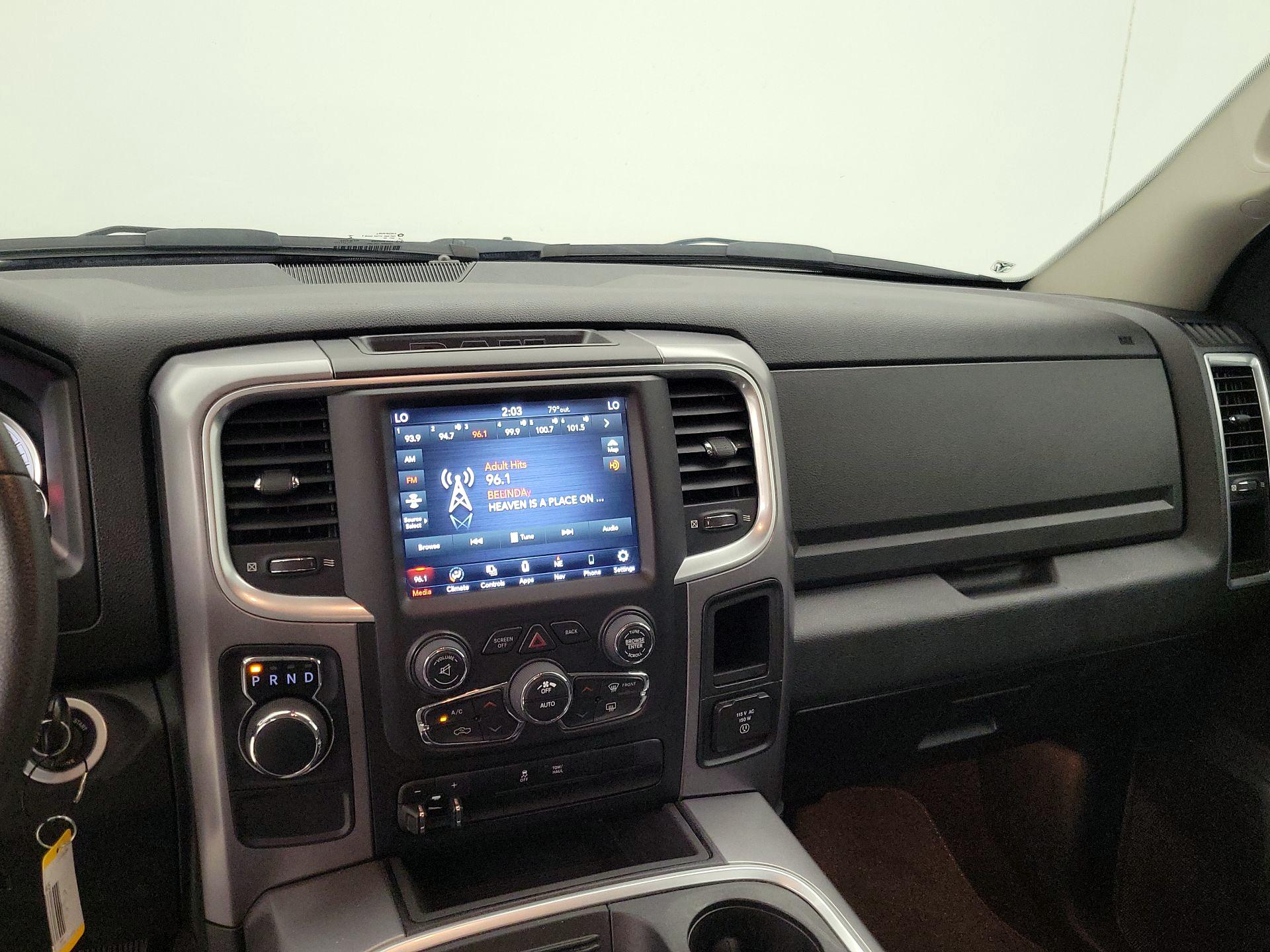 Thumbnail: 2023 RAM 1500 Classic - 9