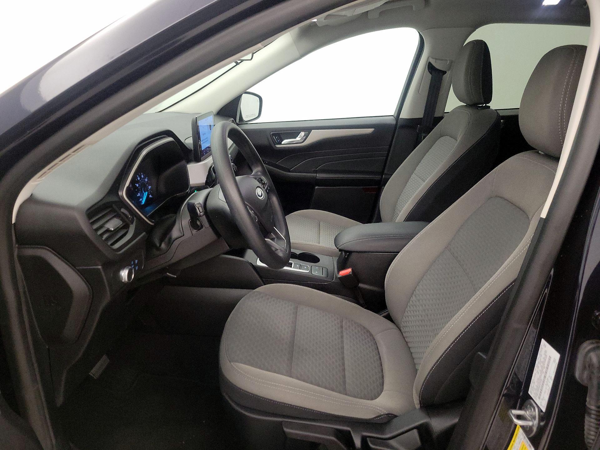 Thumbnail: 2021 Ford Escape - 11
