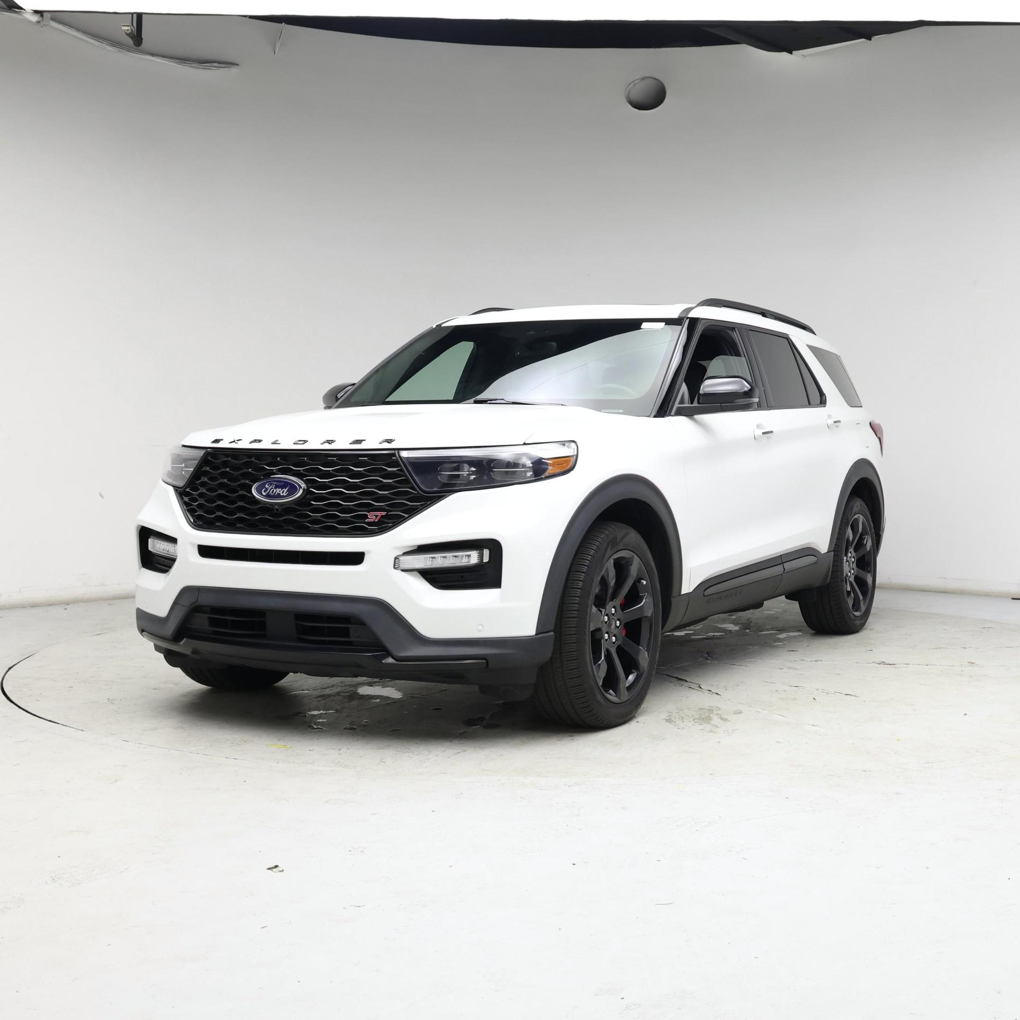 Thumbnail: 2023 Ford Explorer - 4