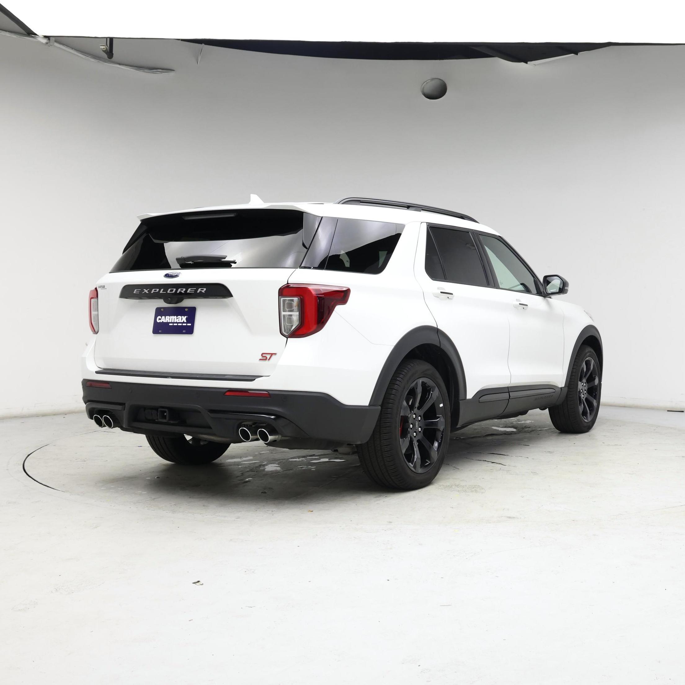 Thumbnail: 2023 Ford Explorer - 8