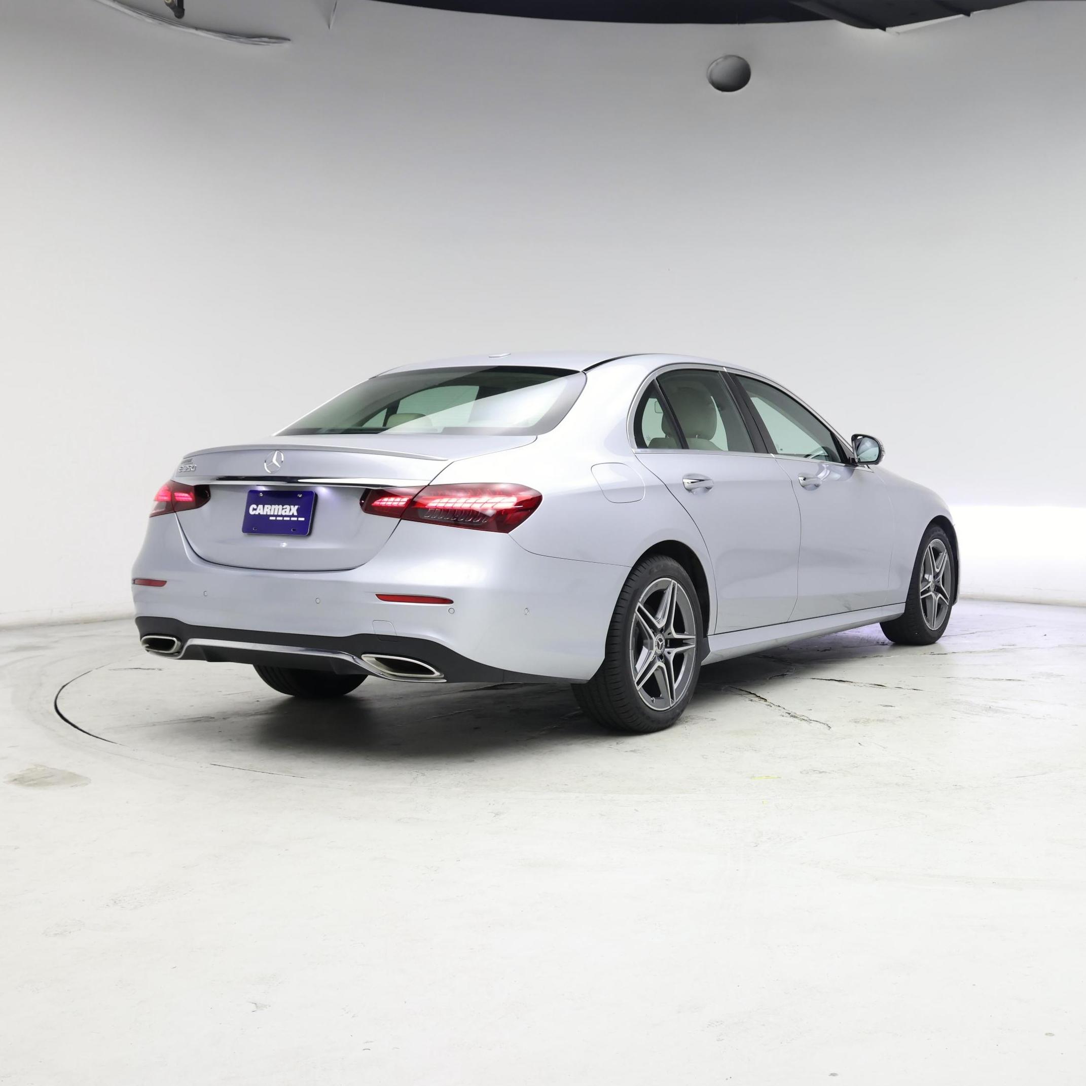 Thumbnail: 2022 Mercedes-Benz E-Class - 8